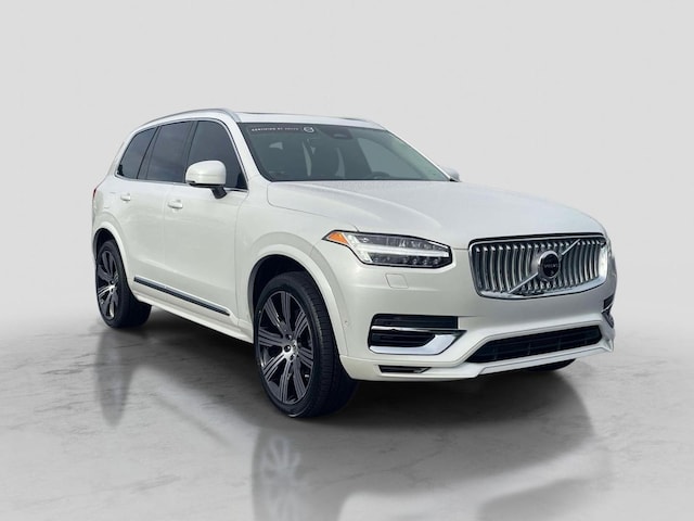 2025 Volvo XC90 Plug-In Hybrid