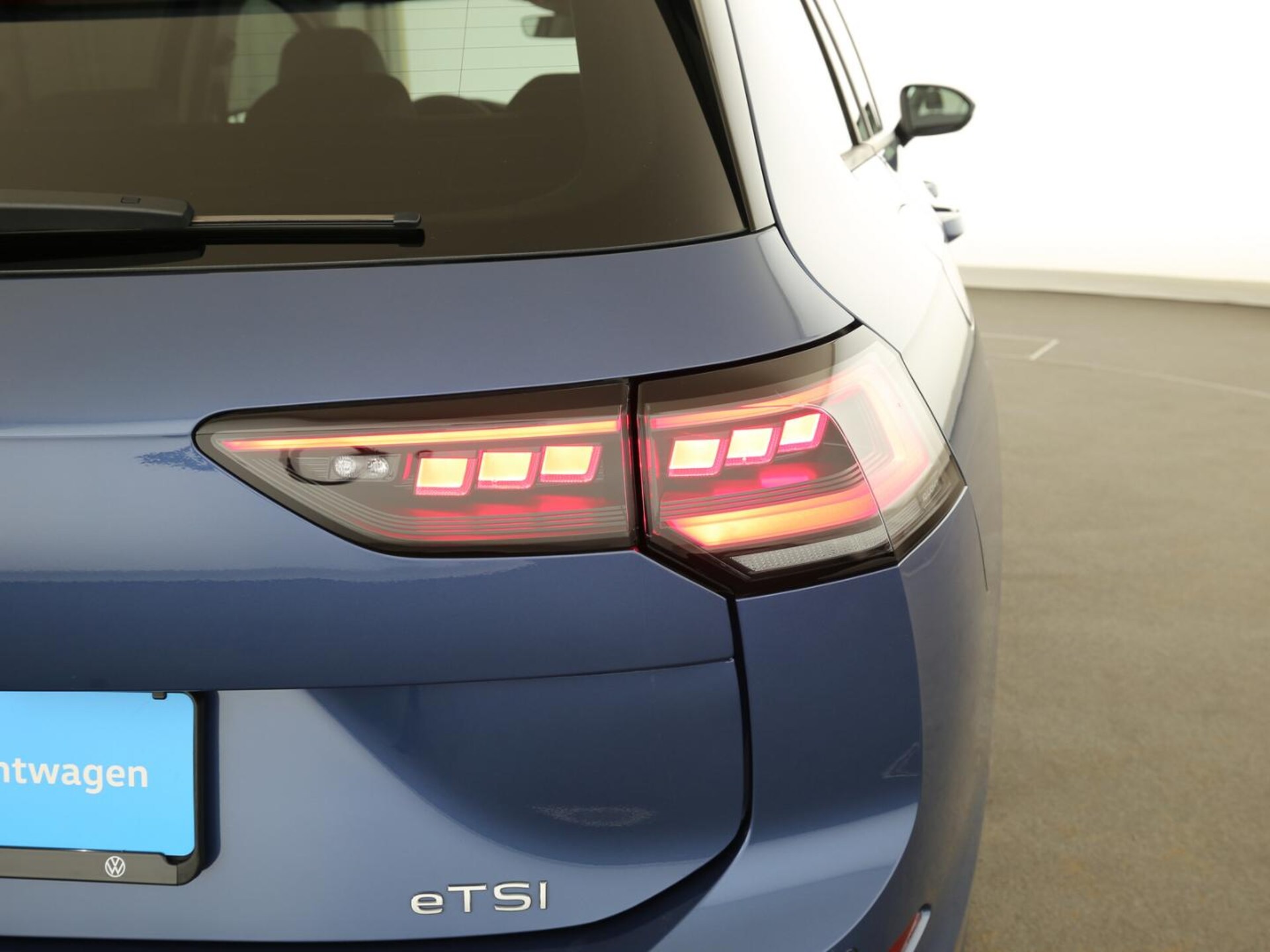 Volkswagen Golf Variant Life