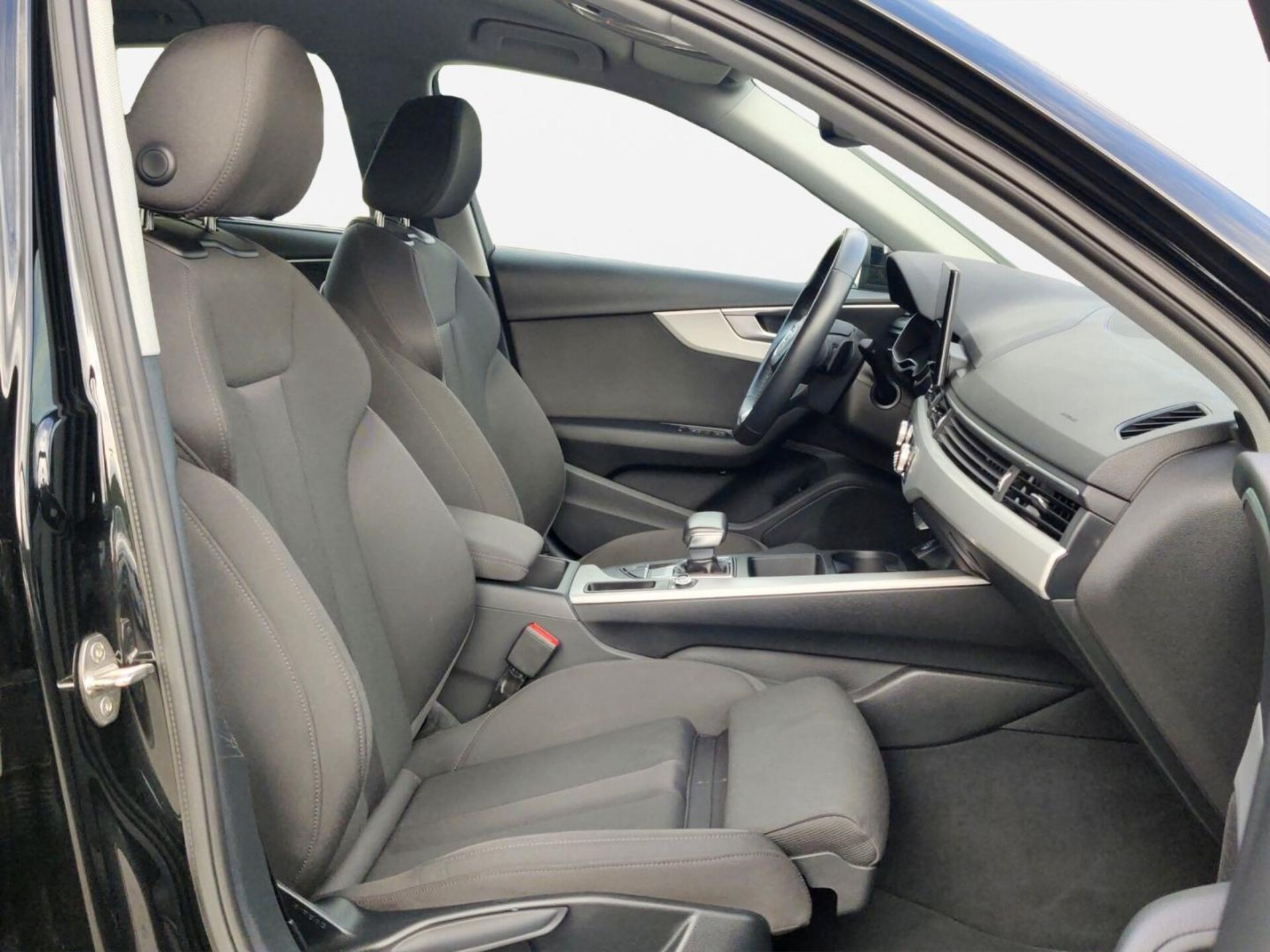 Audi A4 Limousine Advanced