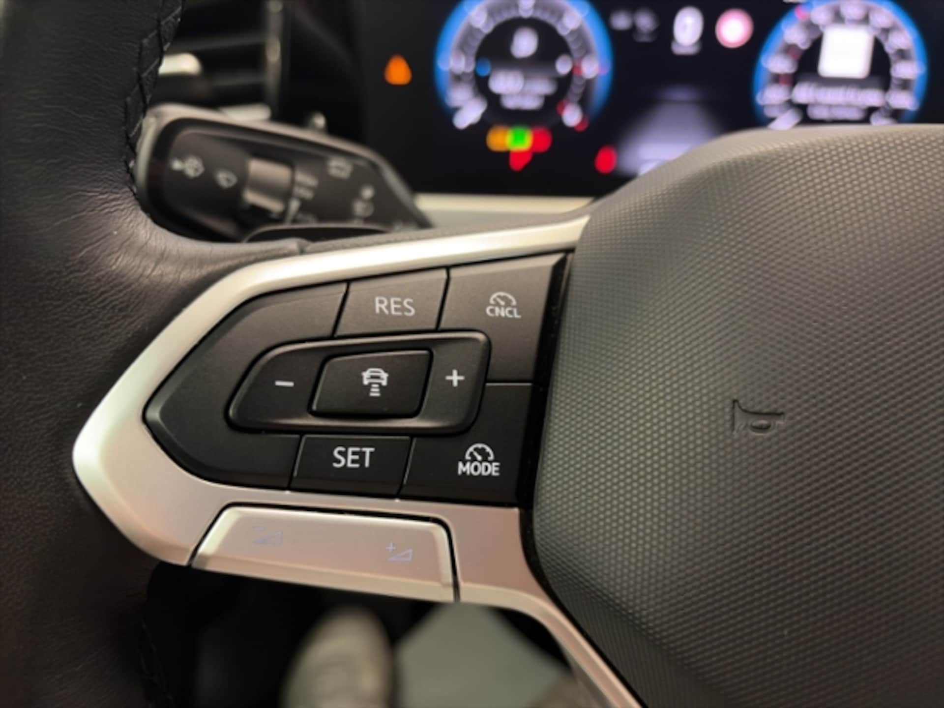 Volkswagen Passat Elegance