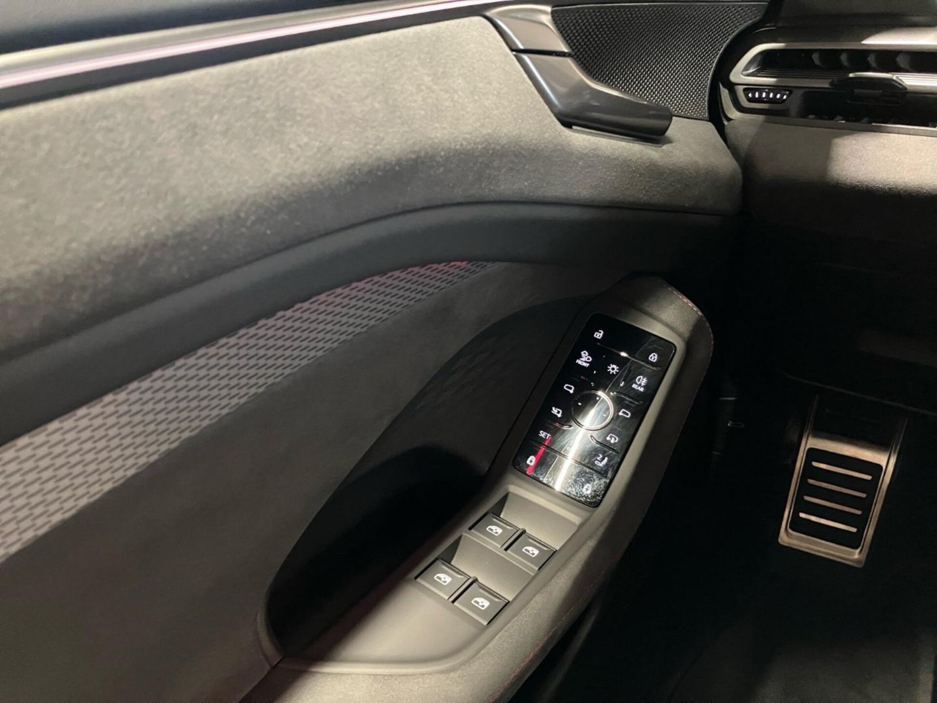 Audi A6 Avant edition one