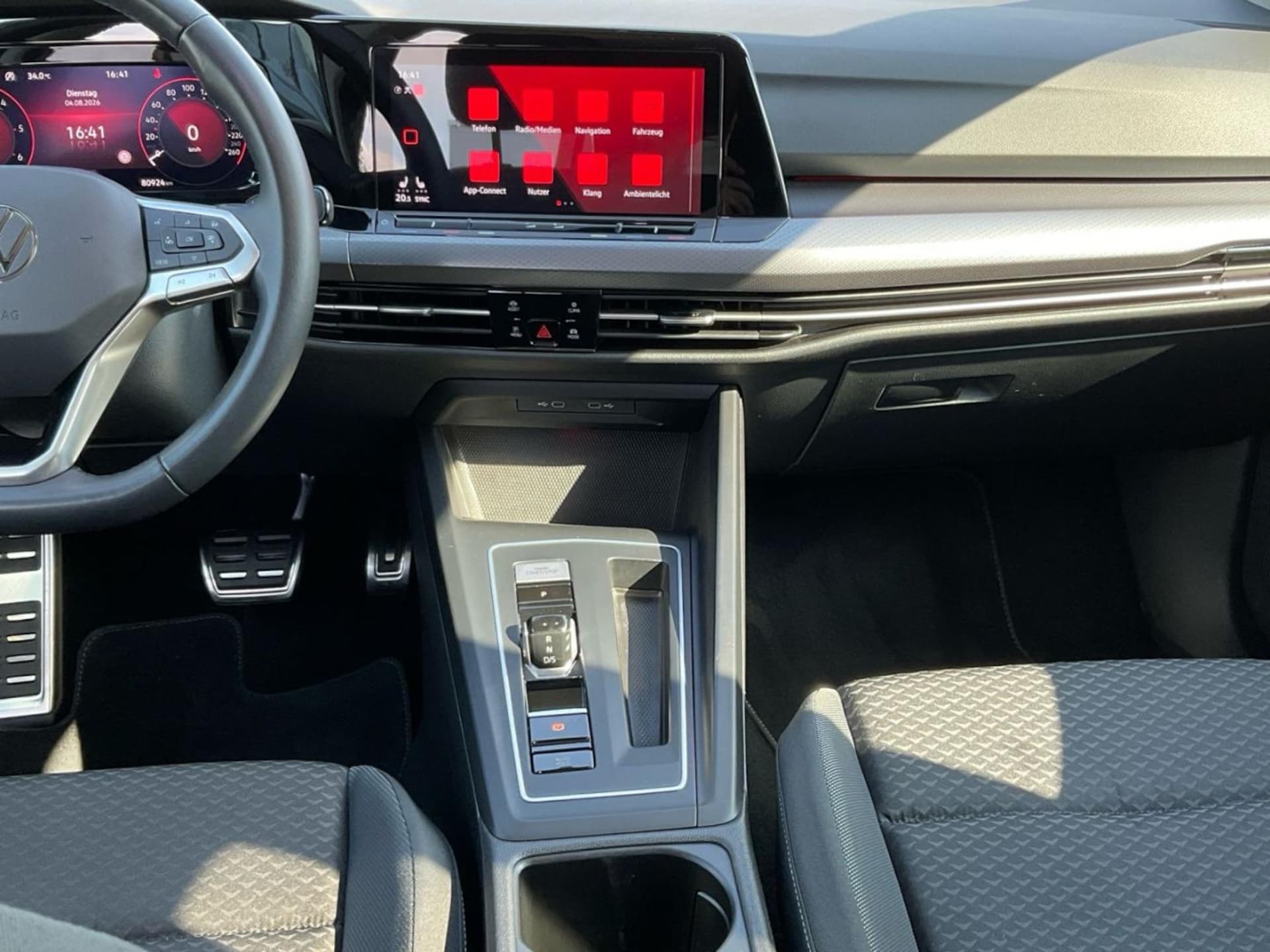 Volkswagen Golf Active