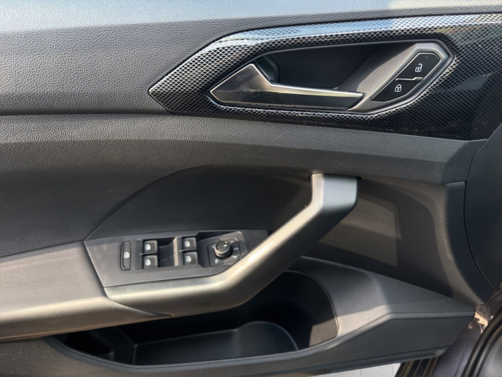 Volkswagen T-Cross – Bild 8