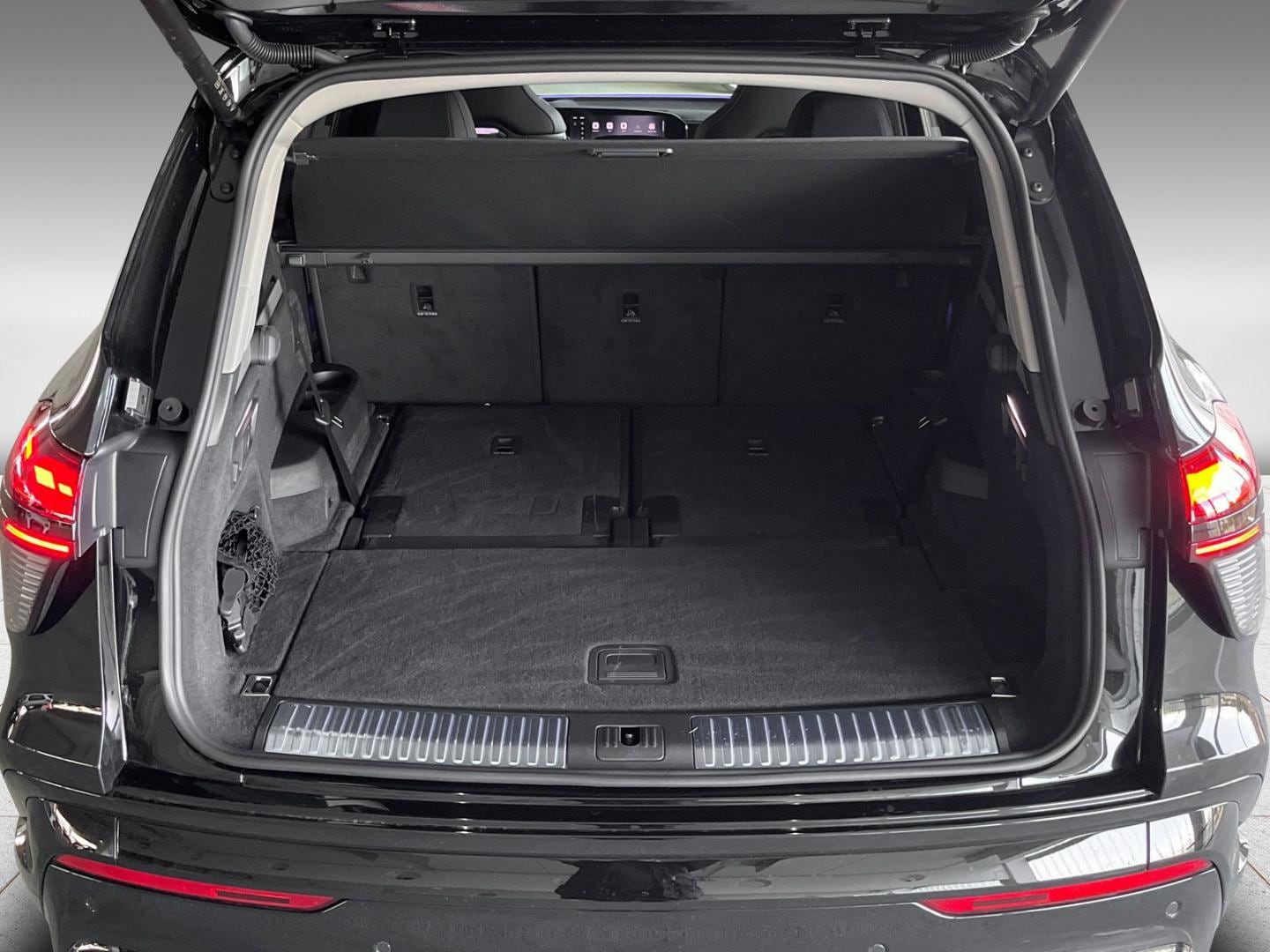 Bild über Audi Q7 SUV TDI quattro 220 kW tiptronic - für weitere Informationen kontaktieren Sie den Audi Partner