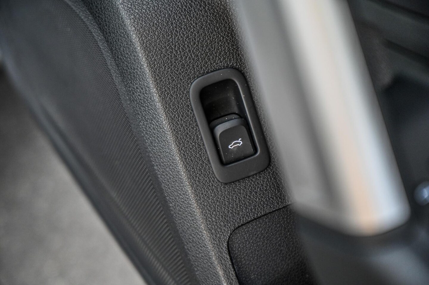 Image about Audi Q2 35 TFSI S tronic