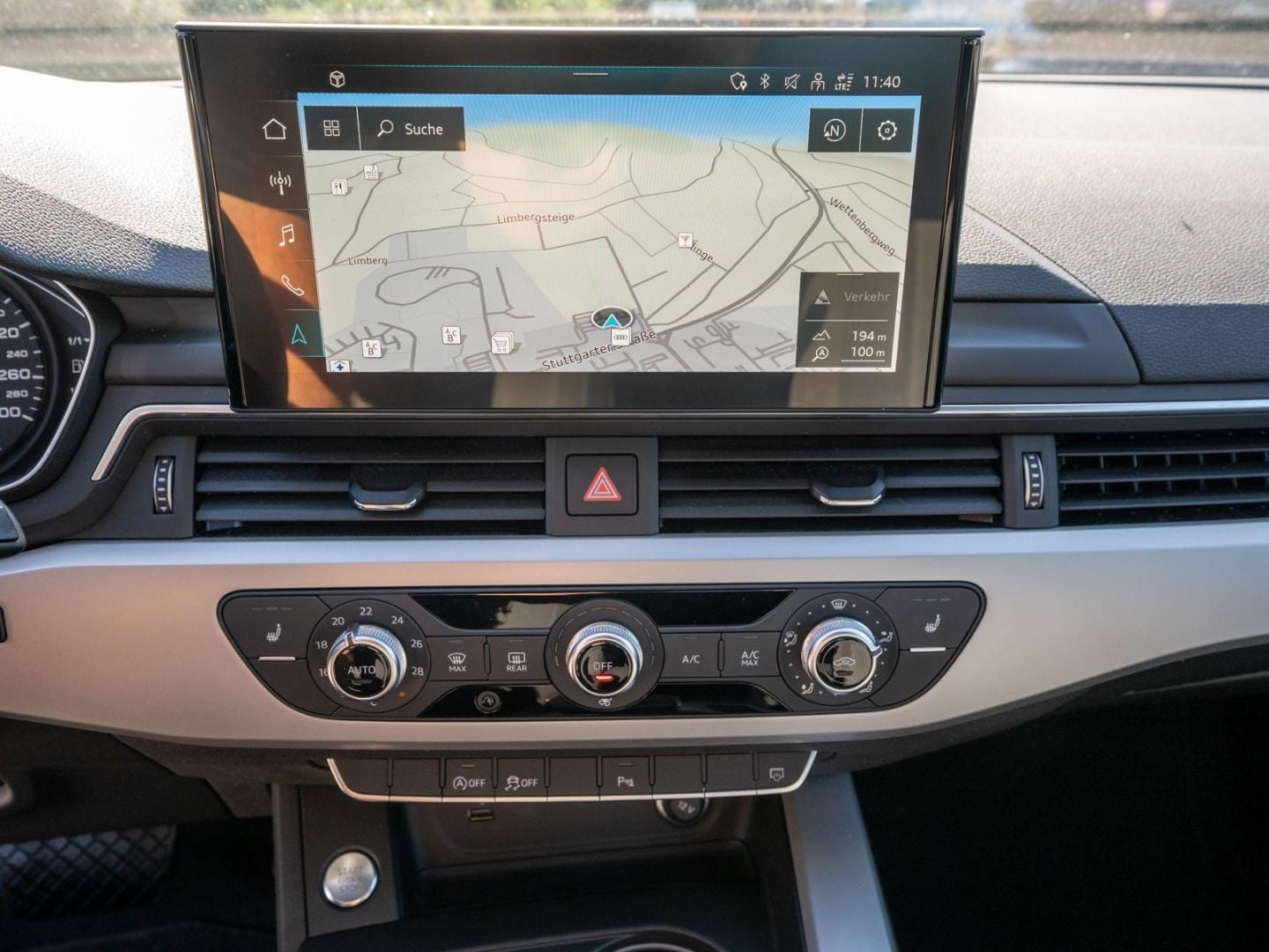 Bild über Audi A4 Avant advanced 30 TDI S tronic - für weitere Informationen kontaktieren Sie den Audi Partner