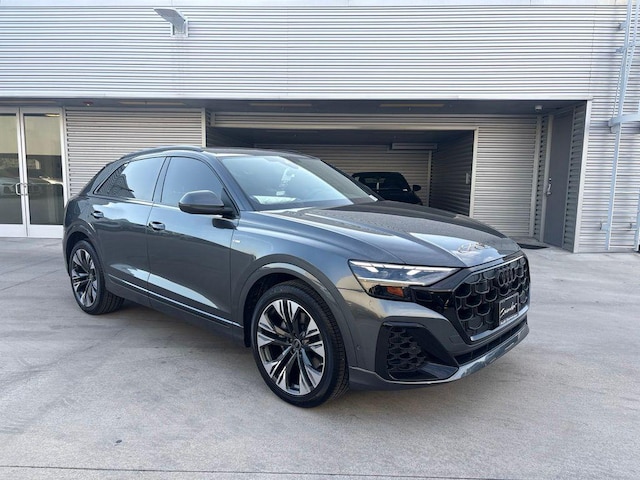 2026 Audi Q8
