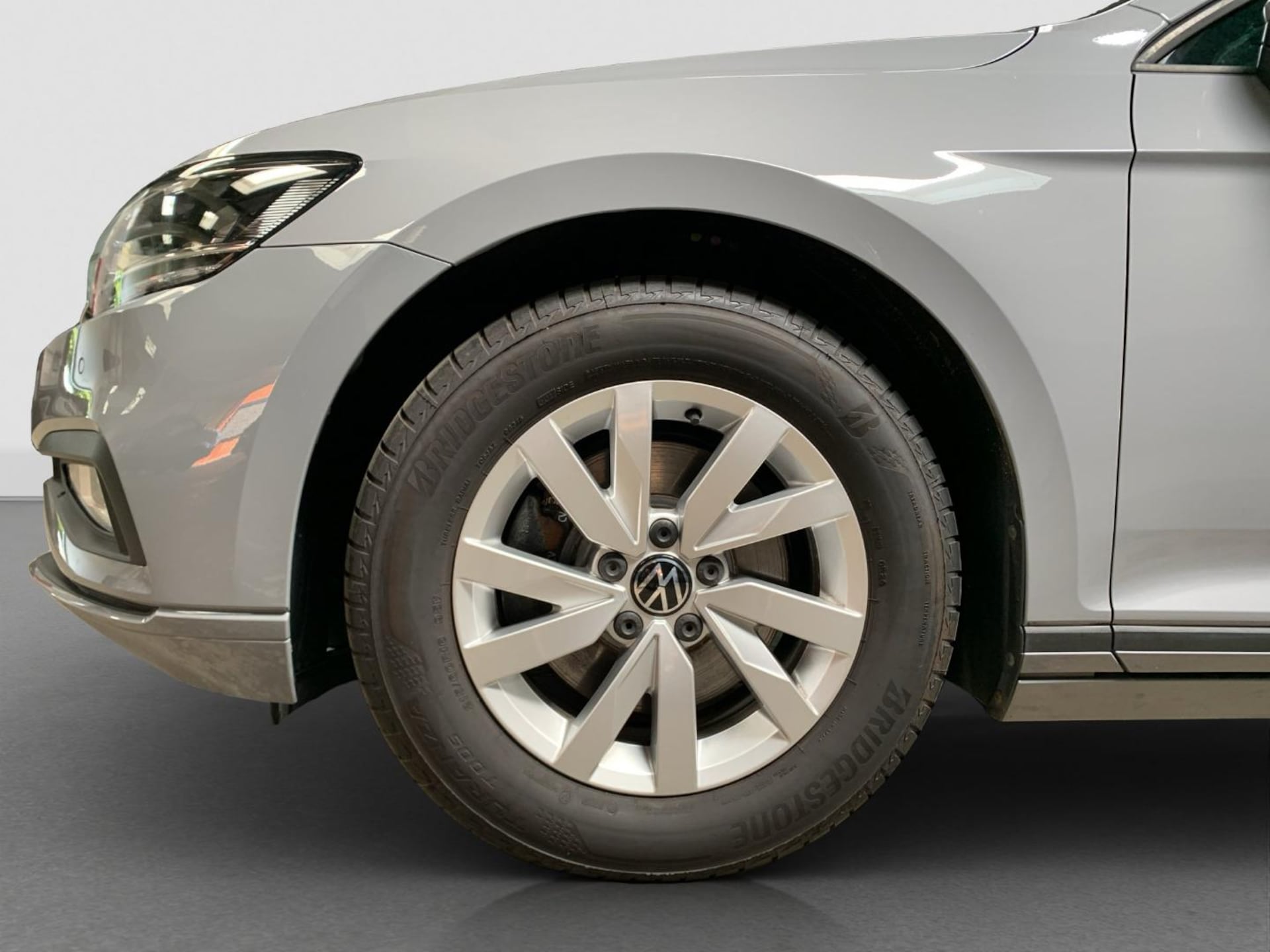 Volkswagen Passat Variant Basis-Modell