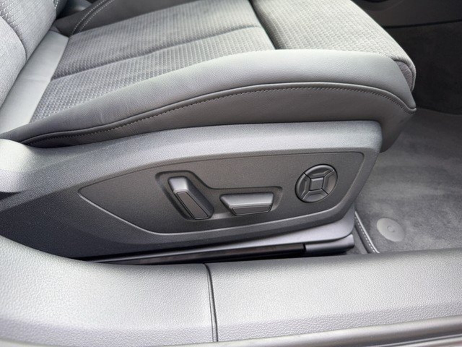 Audi A6 Avant Design