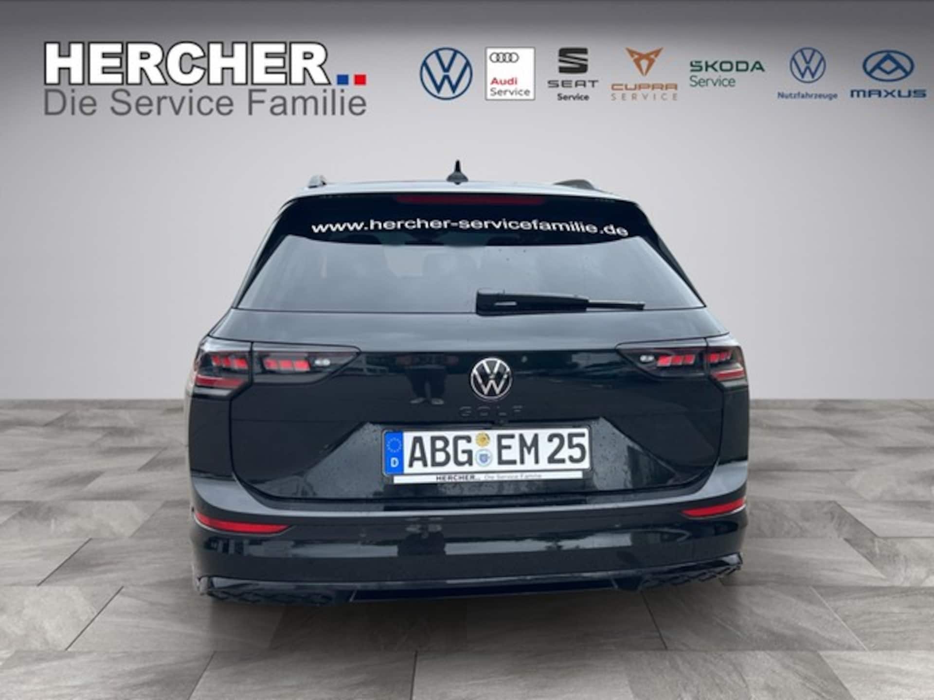 Volkswagen Golf Variant R-Line