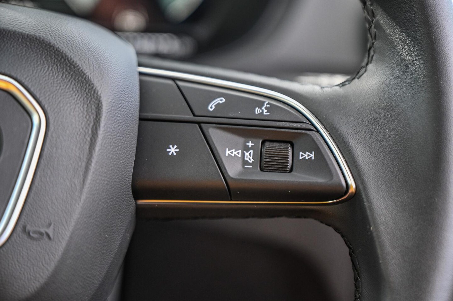 Image about Audi Q2 35 TFSI S tronic