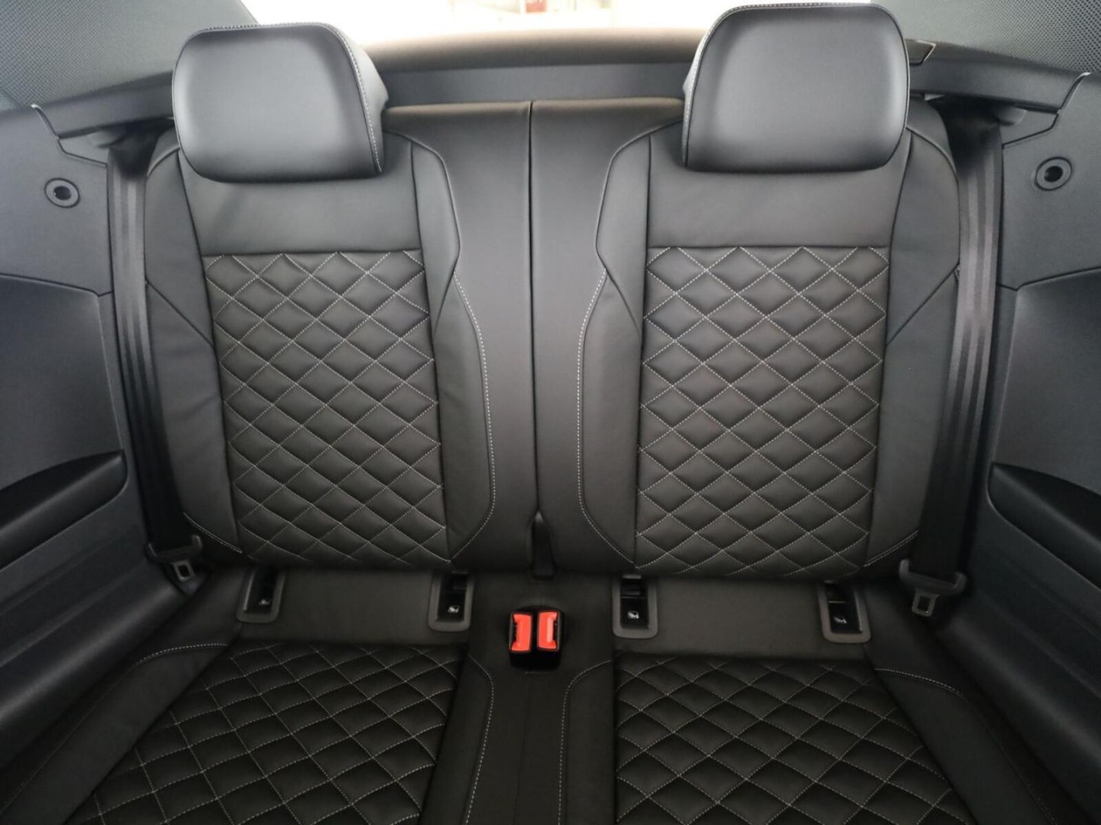 Volkswagen T-Roc Cabriolet – Bild 17