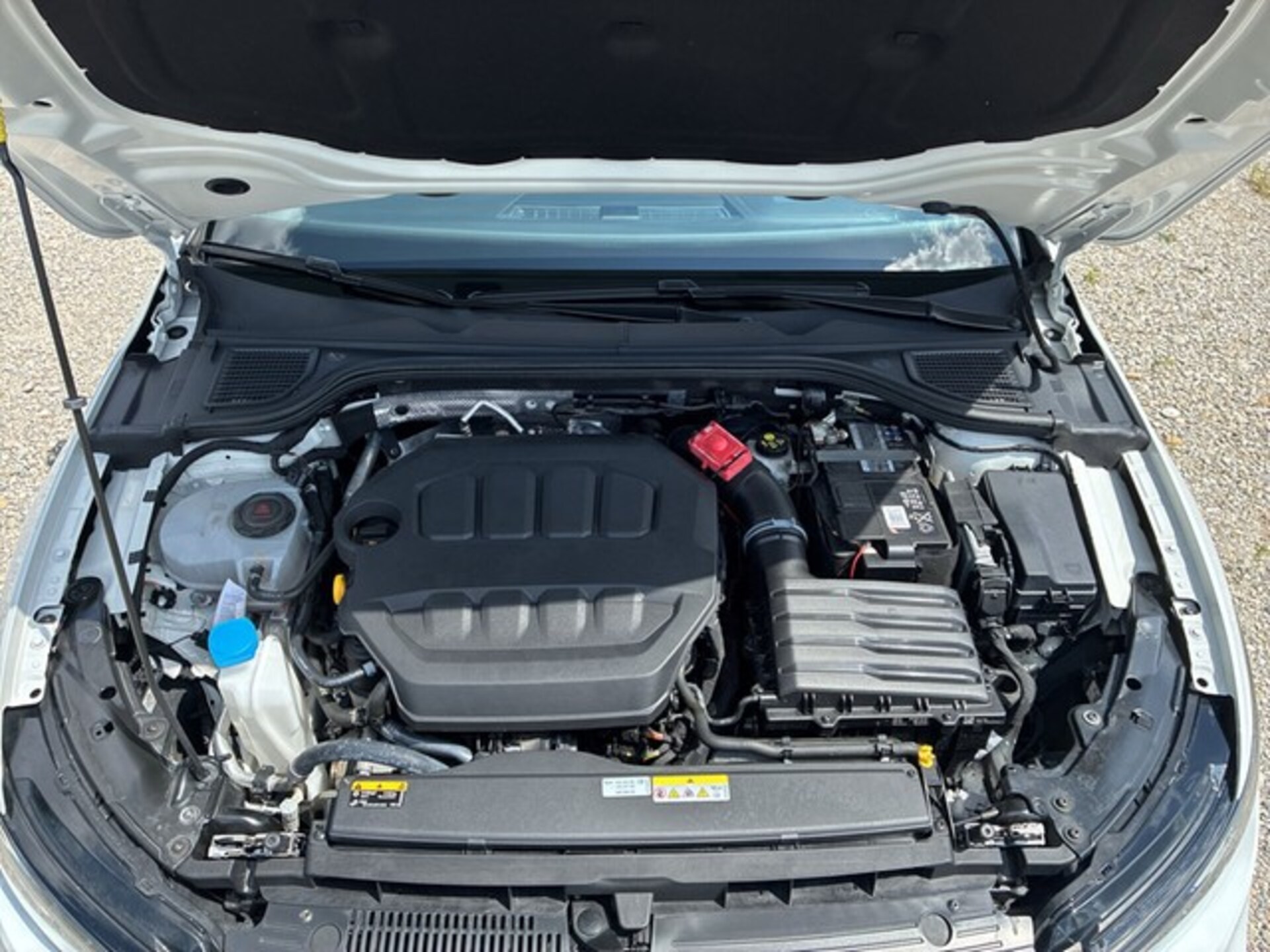 Volkswagen Golf Variant R