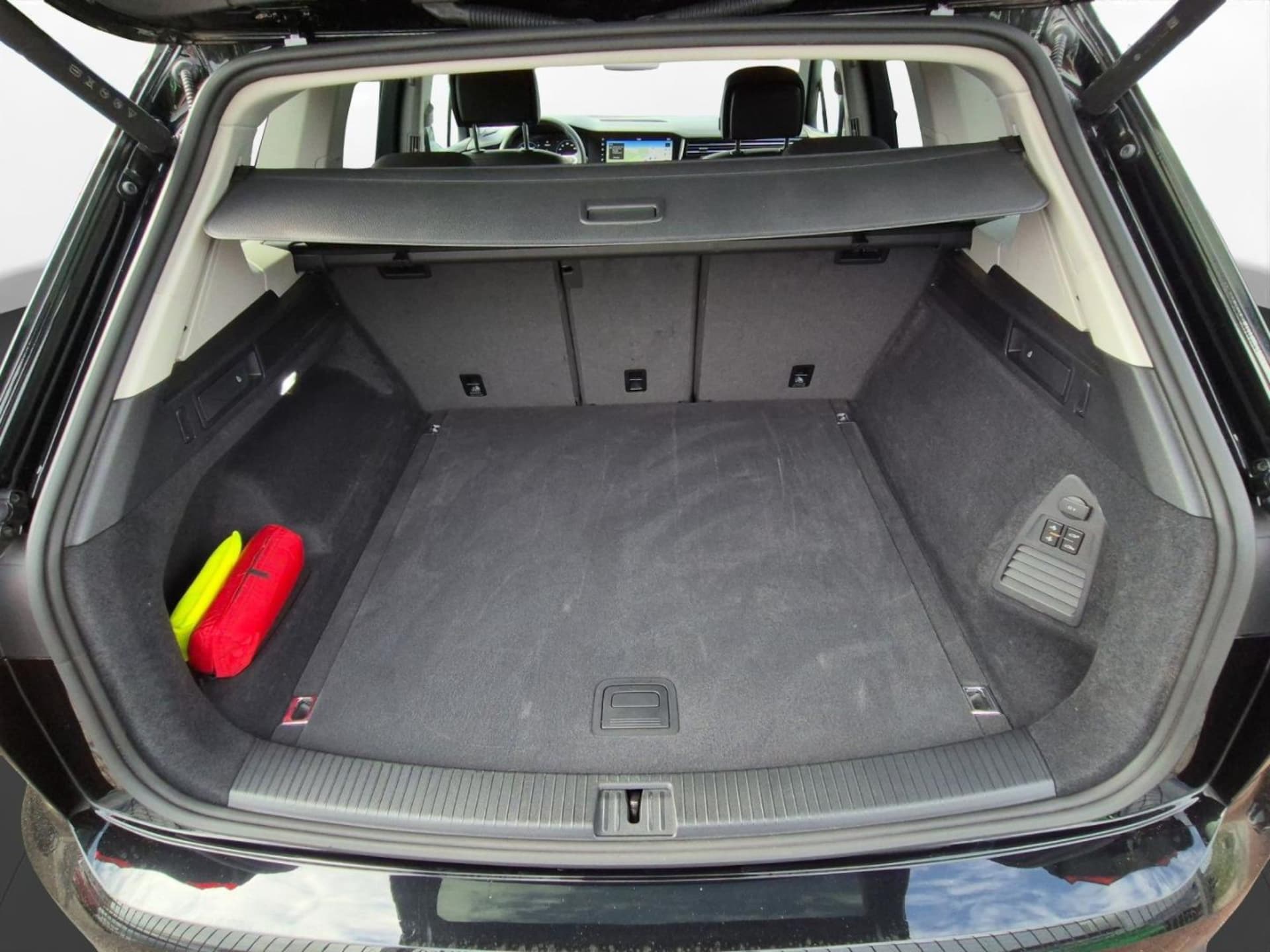 Volkswagen Touareg Basis-Modell