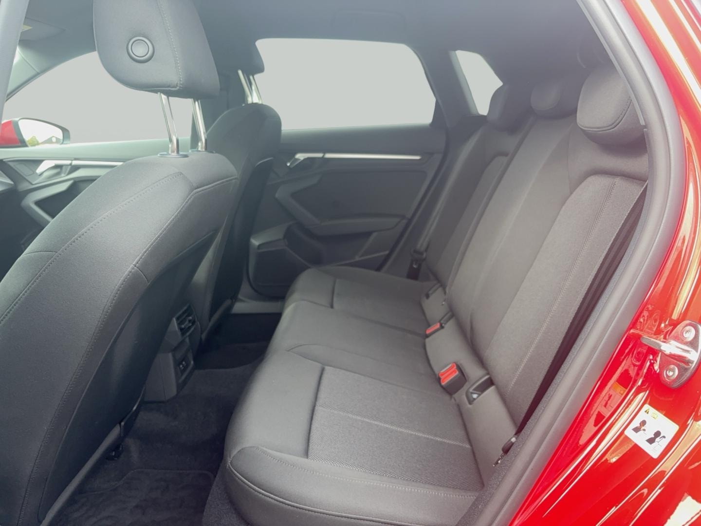Bild über Audi A3 Sportback 35 TFSI S tronic - für weitere Informationen kontaktieren Sie den Audi Partner
