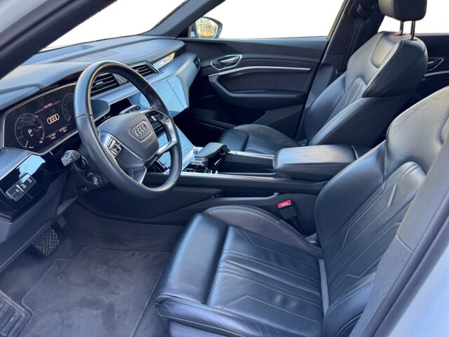 Image about Audi e-tron advanced 55 quattro