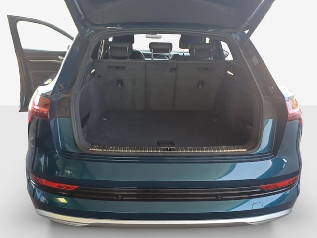 Immagine di Audi e-tron advanced 55 quattro 300,00 kW - for more details contact your dealer