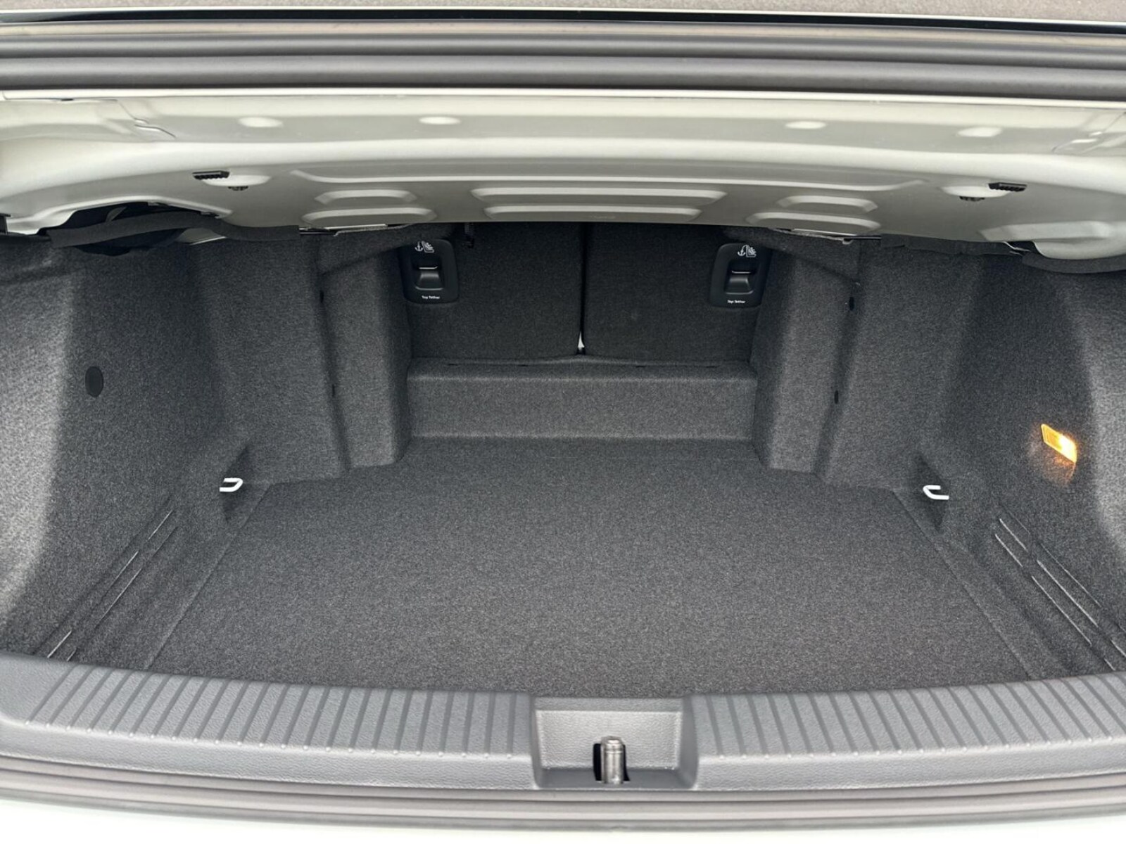 Volkswagen T-Roc Cabriolet – Bild 8