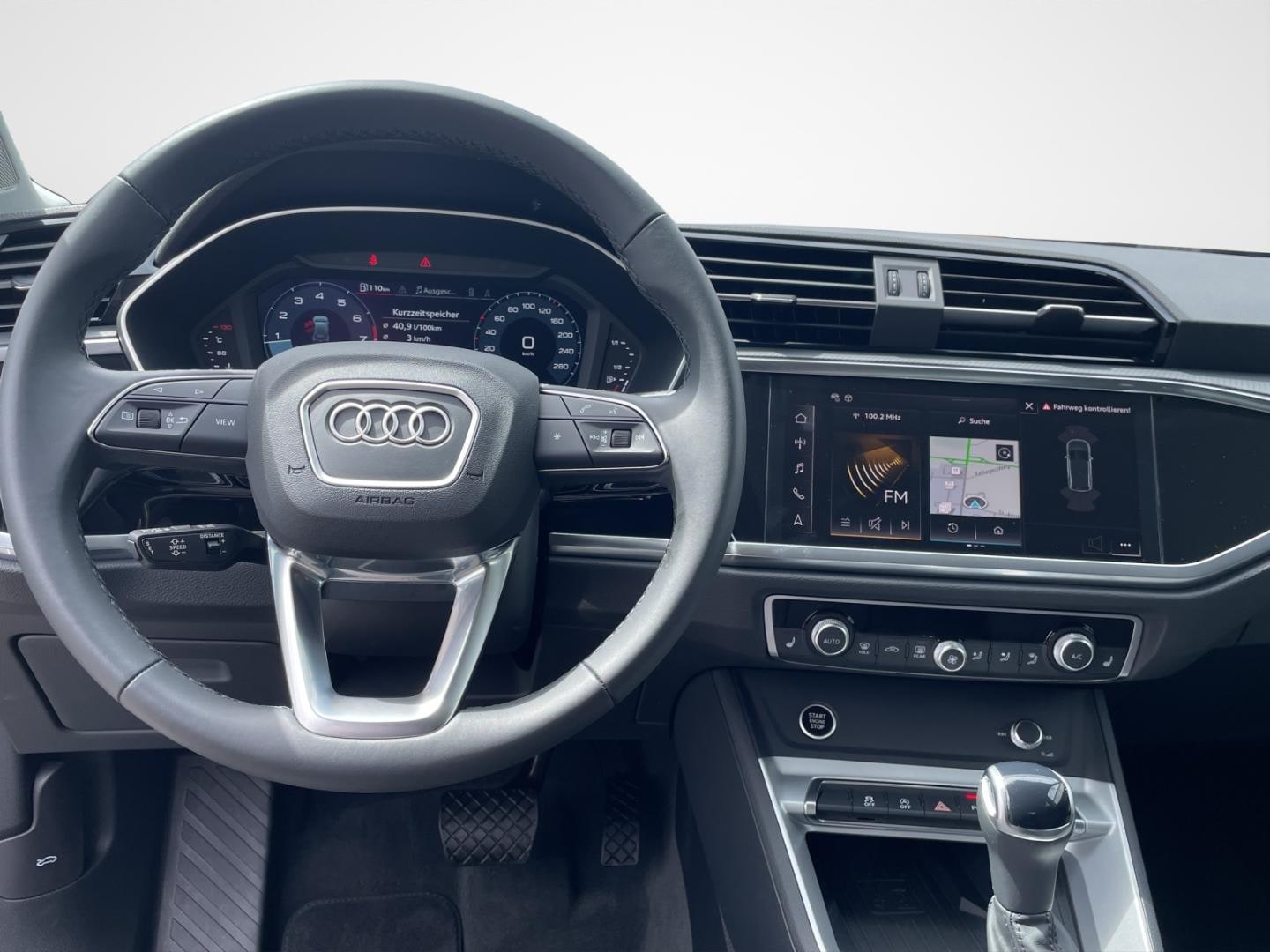 Bild über Audi Q3 TFSI 110 kW S tronic - für weitere Informationen kontaktieren Sie den Audi Partner