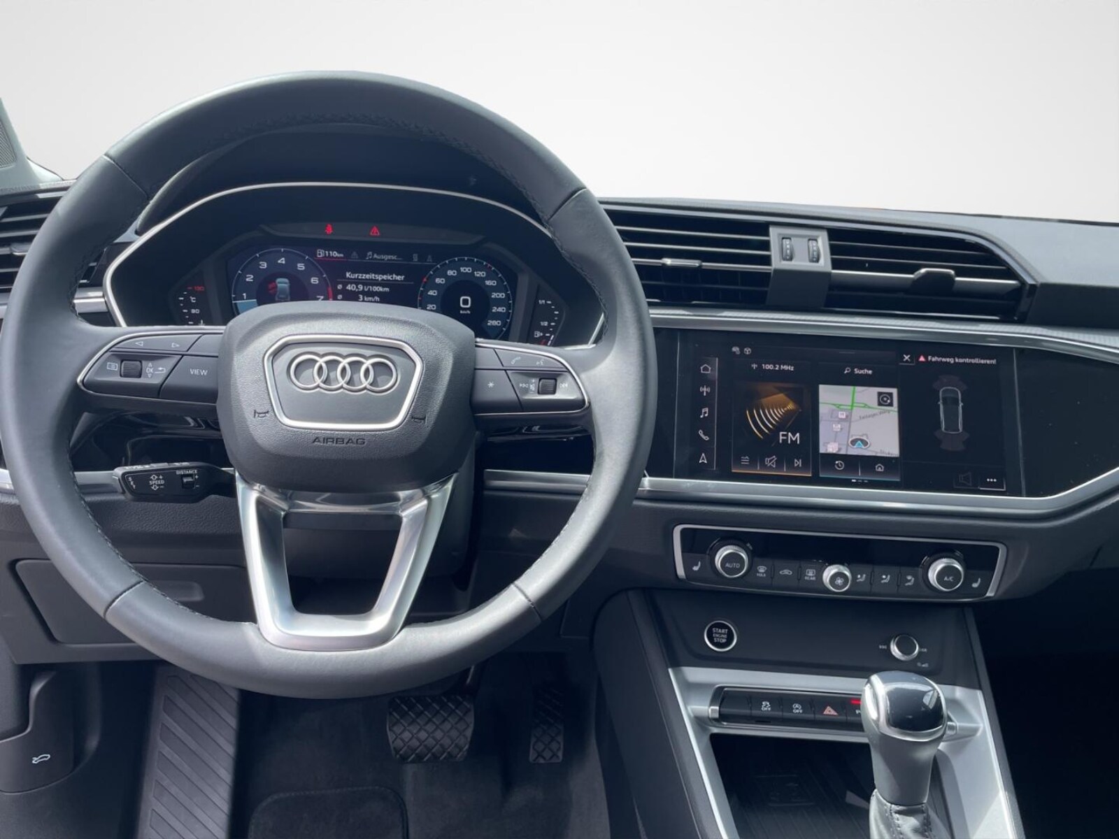 Audi Q3 – Bild 8