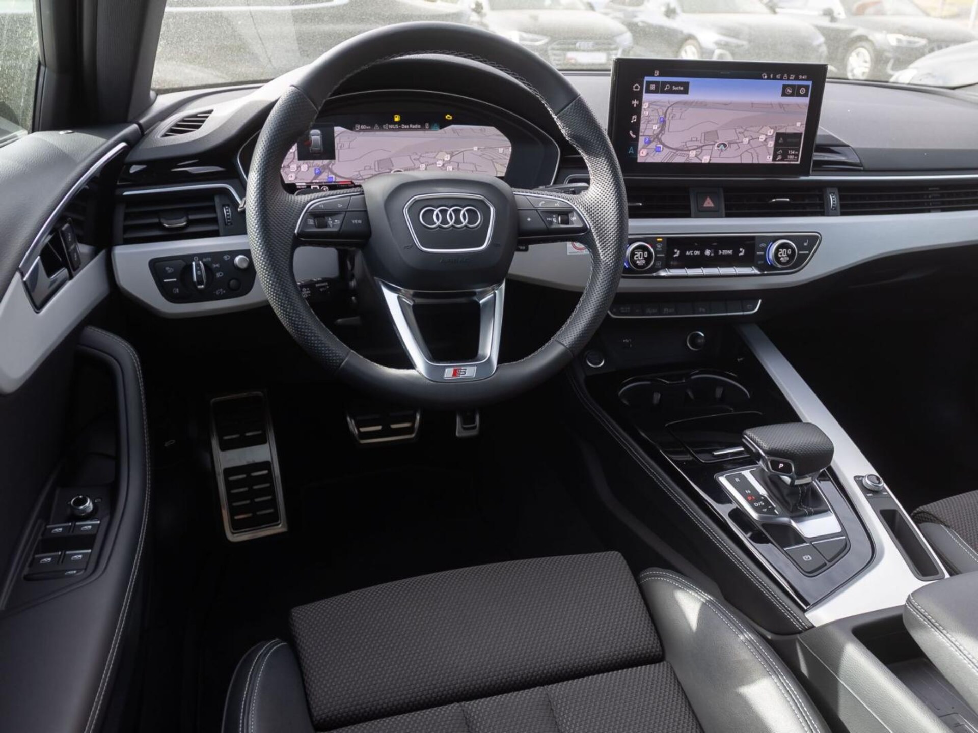 Audi A4 Avant S line