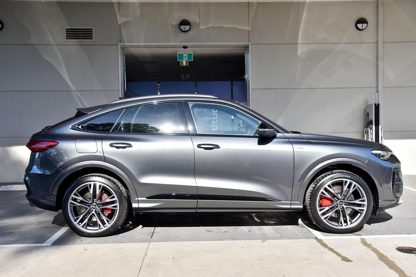 Image about Audi Q5 Sportback e-hybrid quattro S tronic