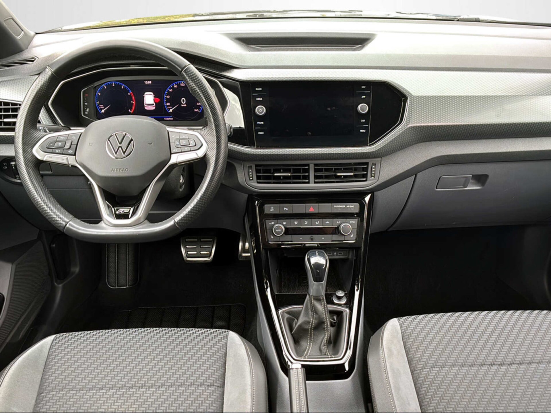 Volkswagen T-Cross Style