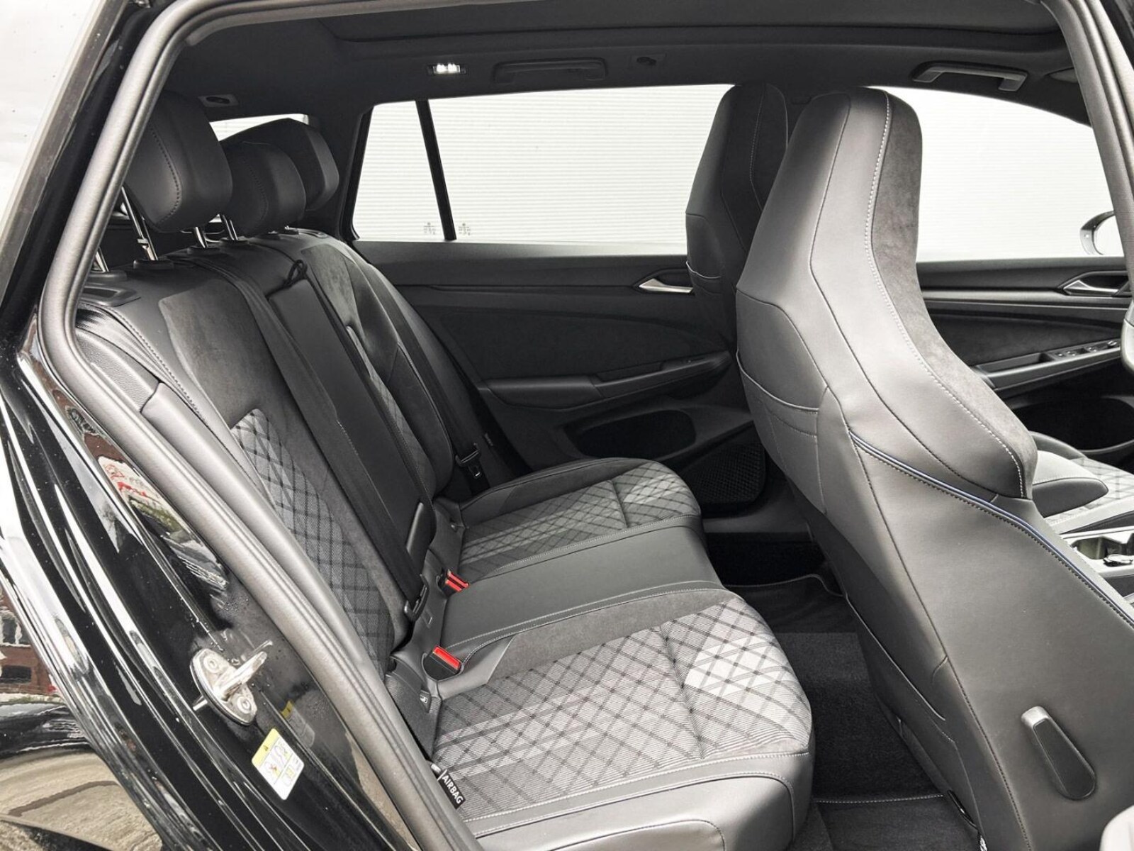 Volkswagen Golf Variant – Bild 12