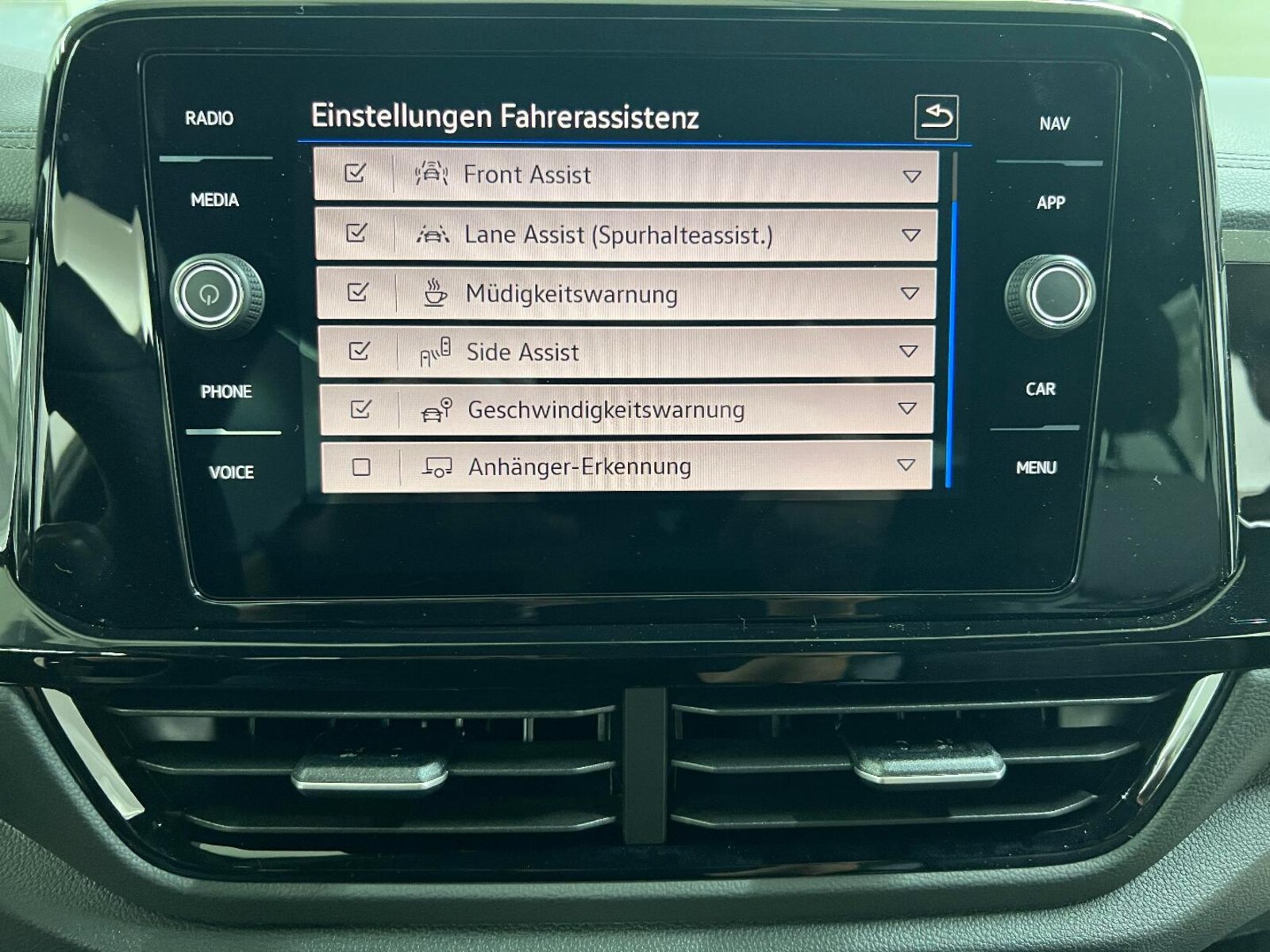 Volkswagen T-Roc – Bild 10