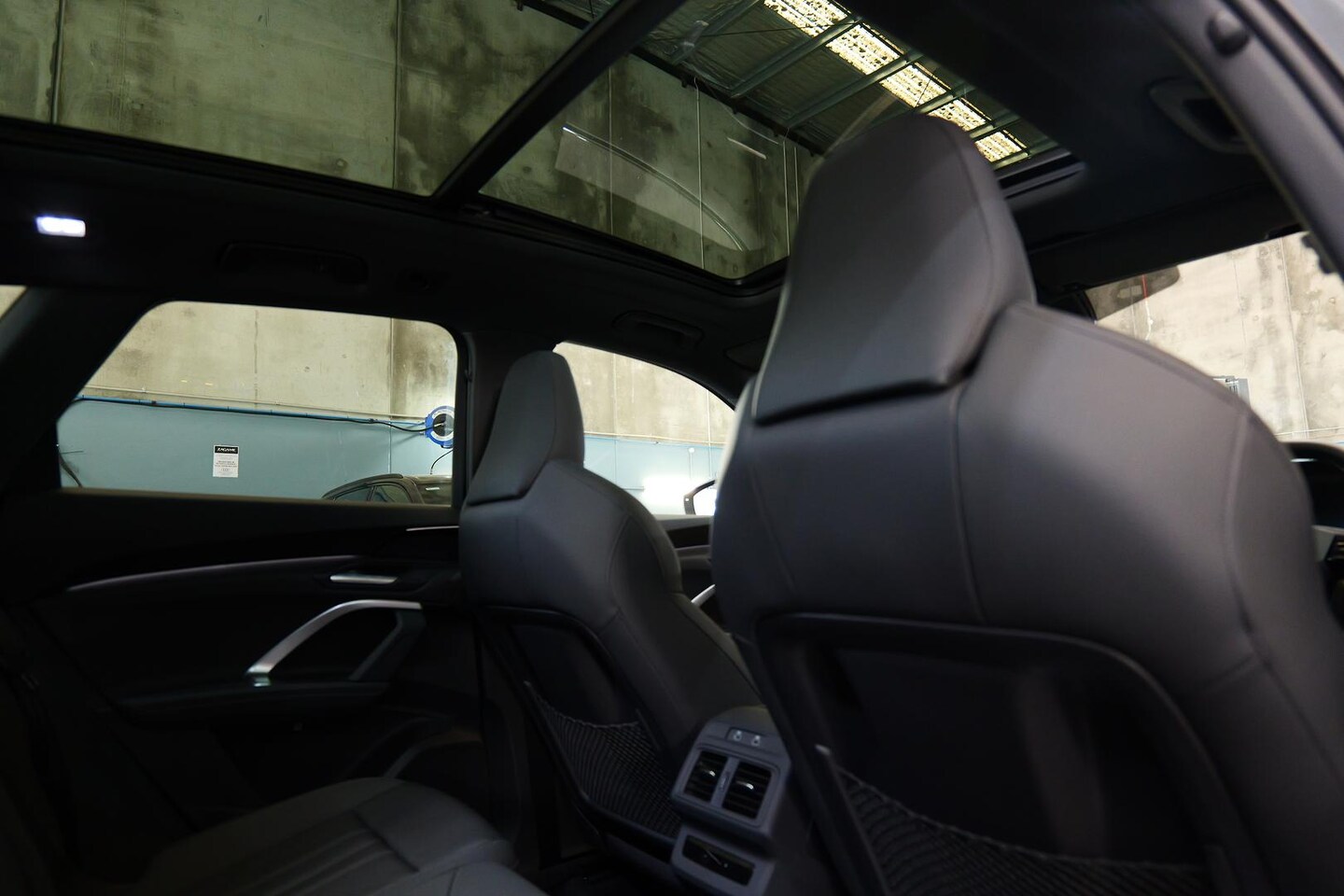 Image about Audi Q5 SUV e-hybrid quattro S tronic