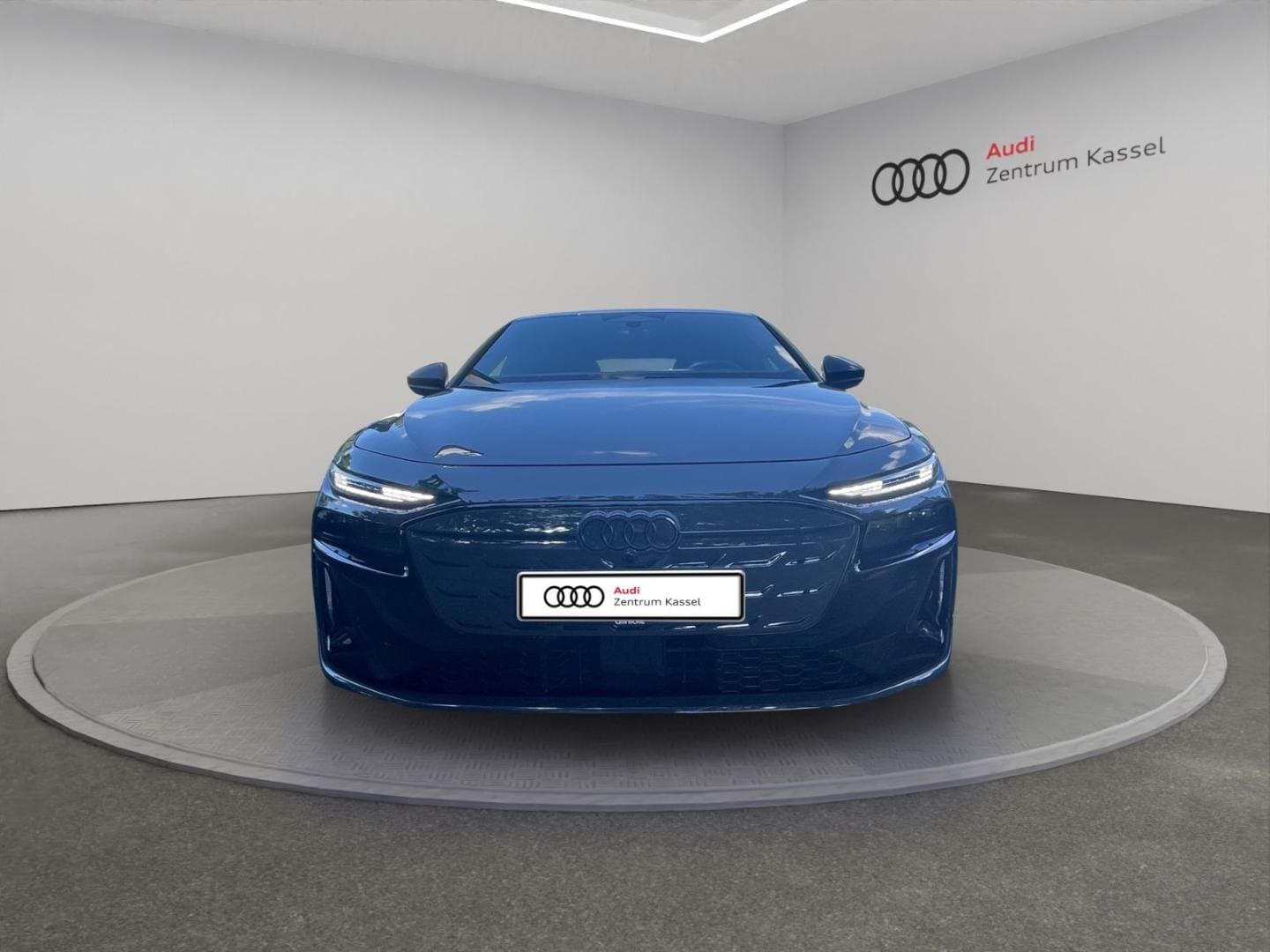 Bild über Audi A6 Avant e-tron e-tron quattro - für weitere Informationen kontaktieren Sie den Audi Partner