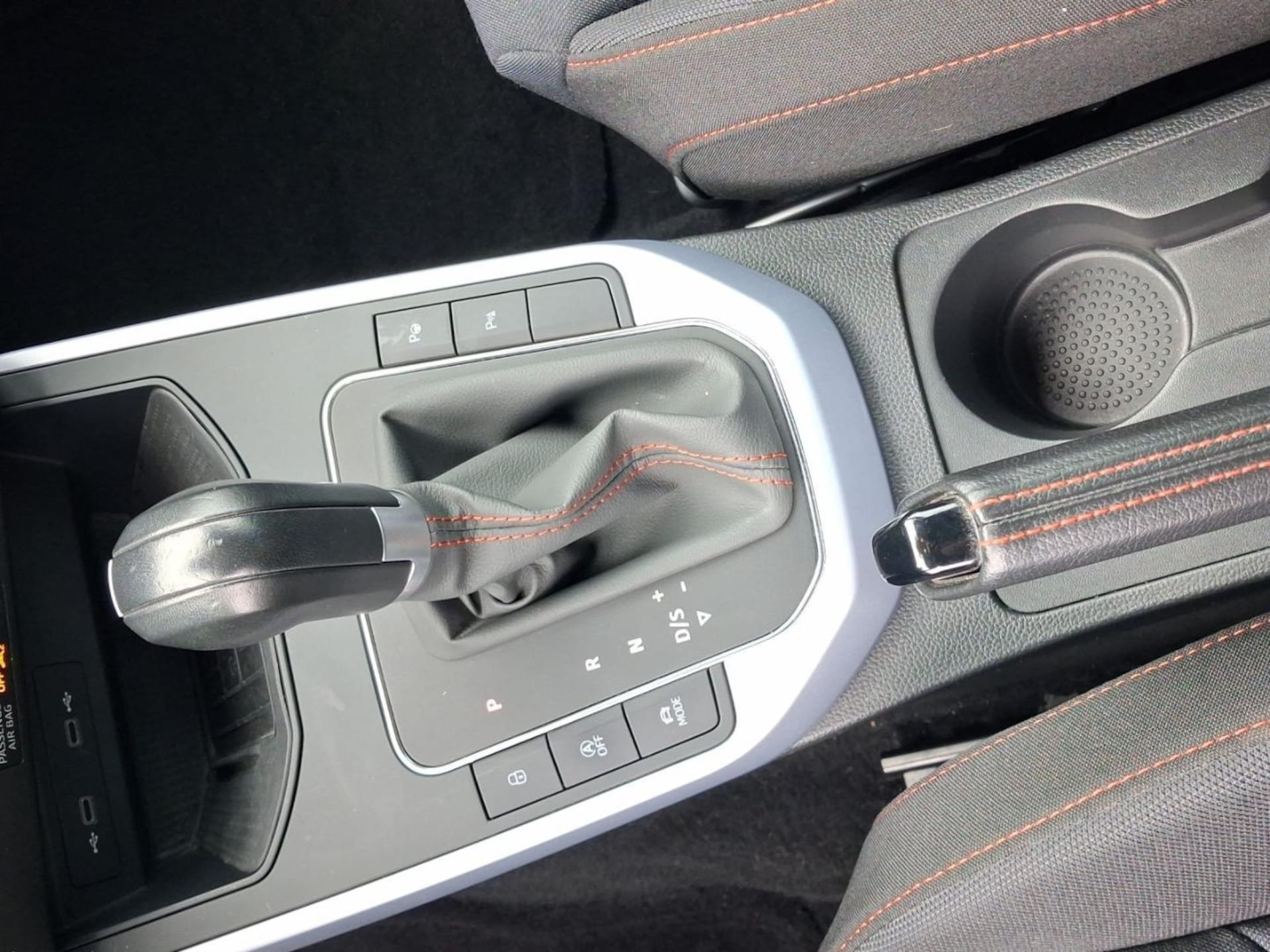 SEAT Arona FR
