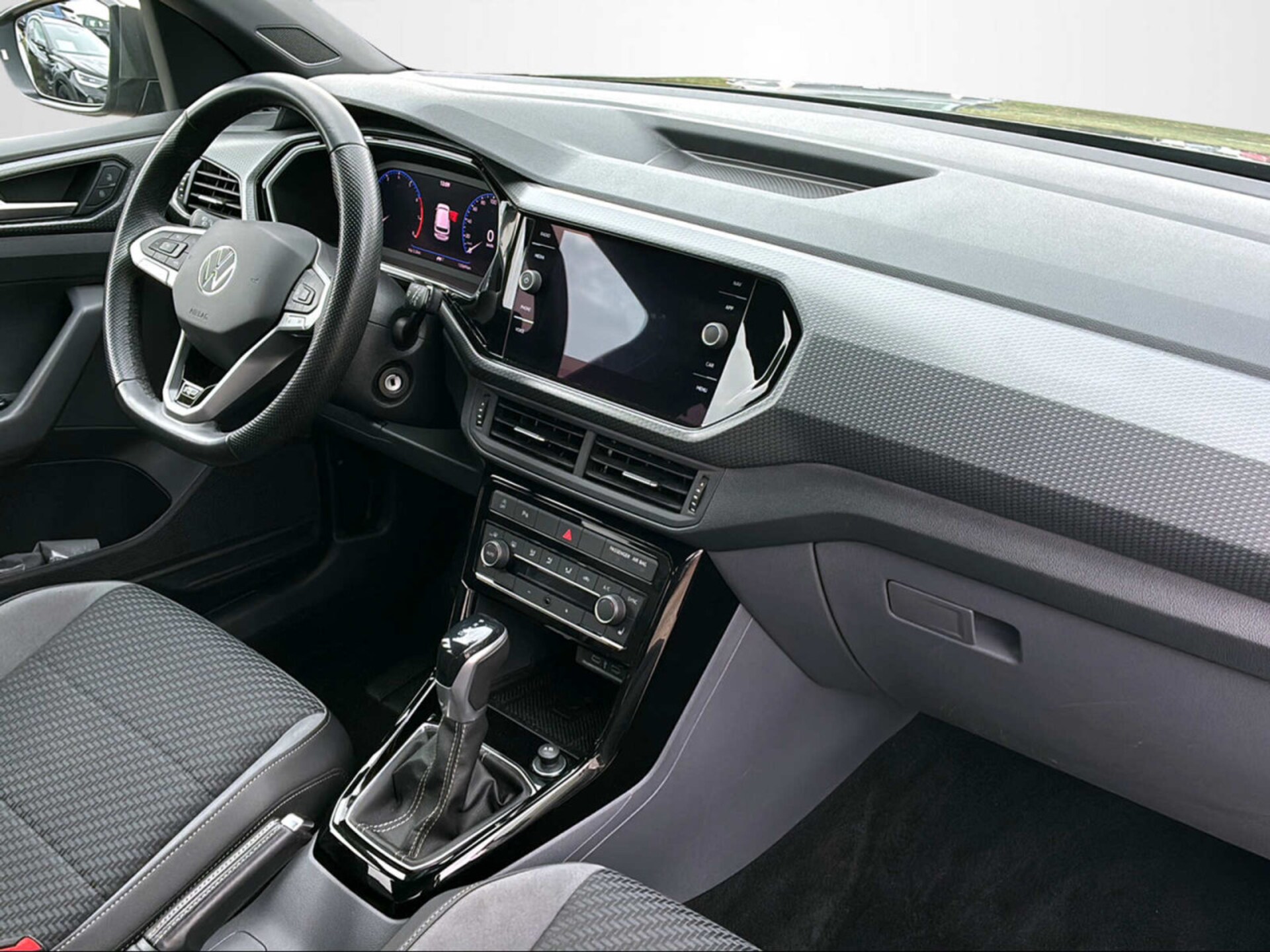 Volkswagen T-Cross Style