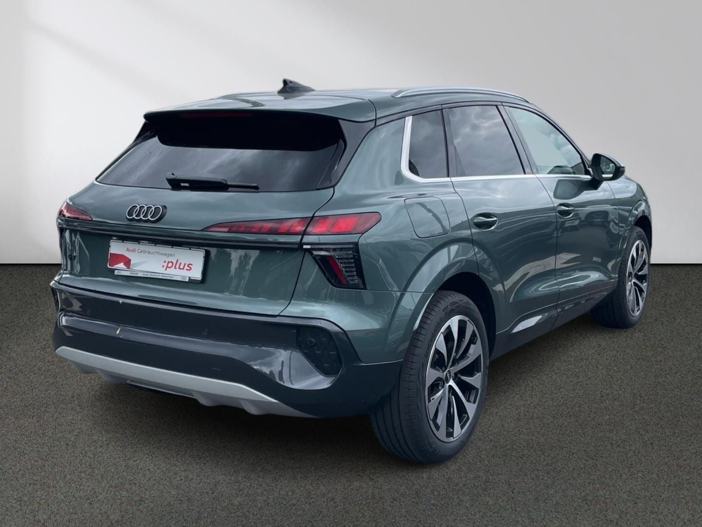 Bild über Audi Q3 SUV TDI 110 kW S tronic - für weitere Informationen kontaktieren Sie den Audi Partner