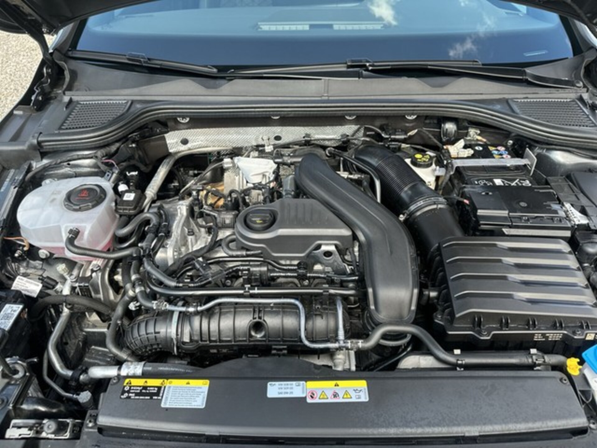 Volkswagen Golf R-Line