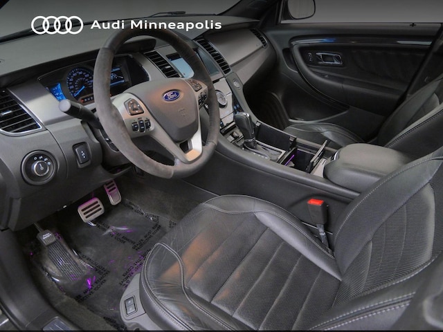 2018 Ford Taurus