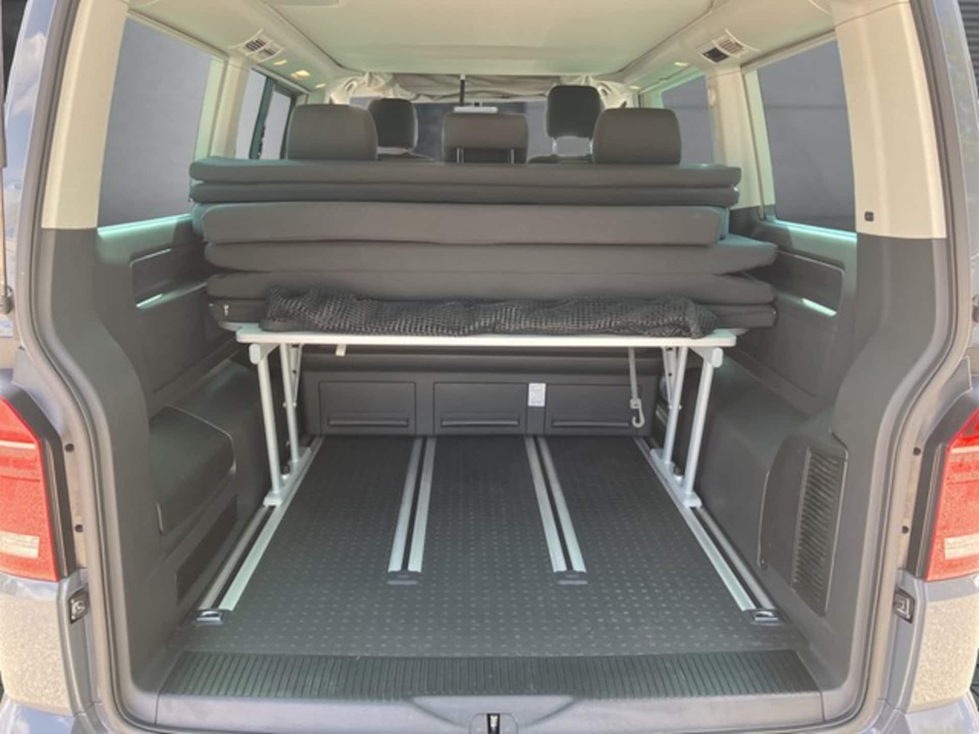 Volkswagen T6.1 California Beach