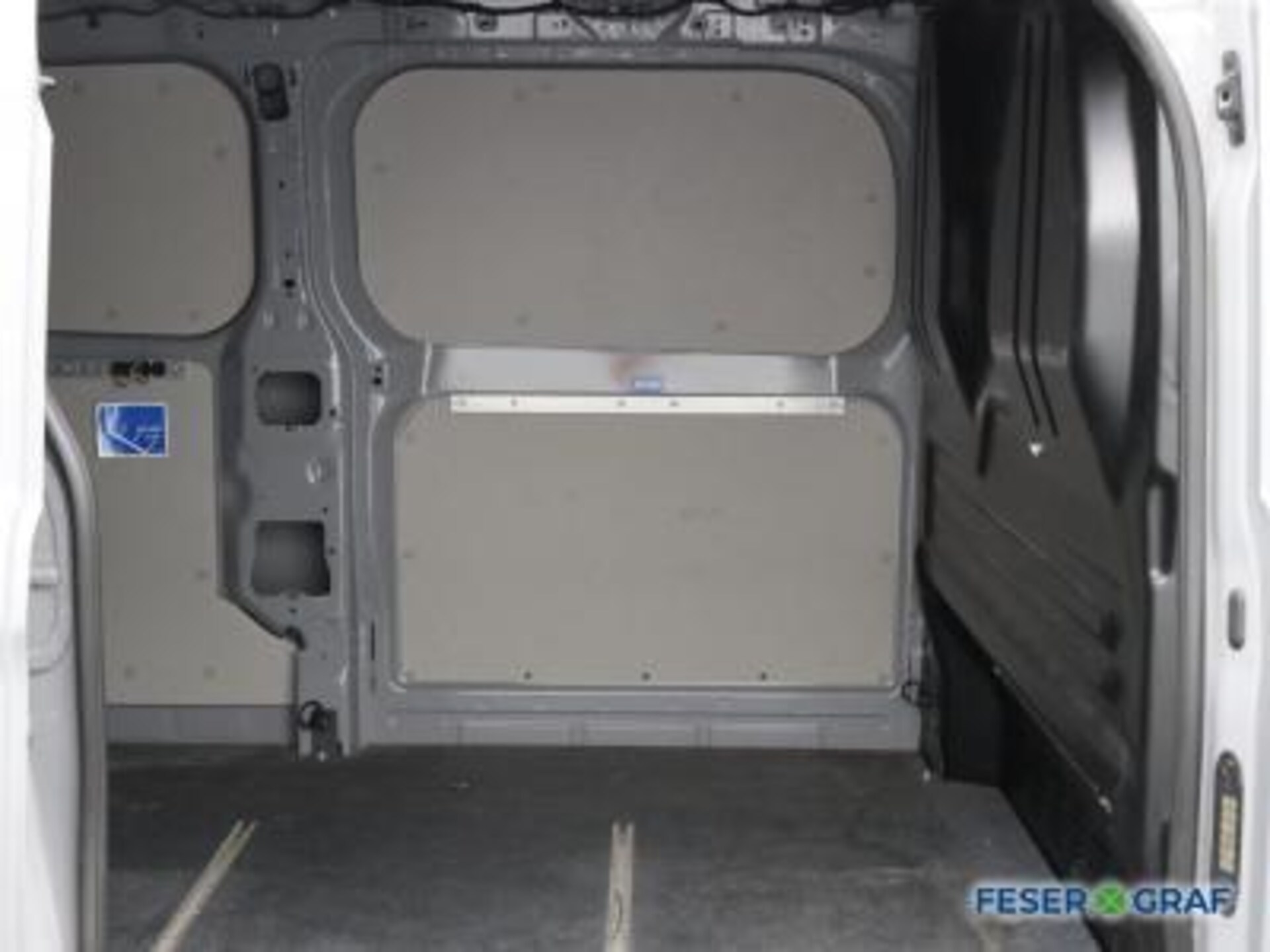 Volkswagen Transporter Kasten langer Radstand