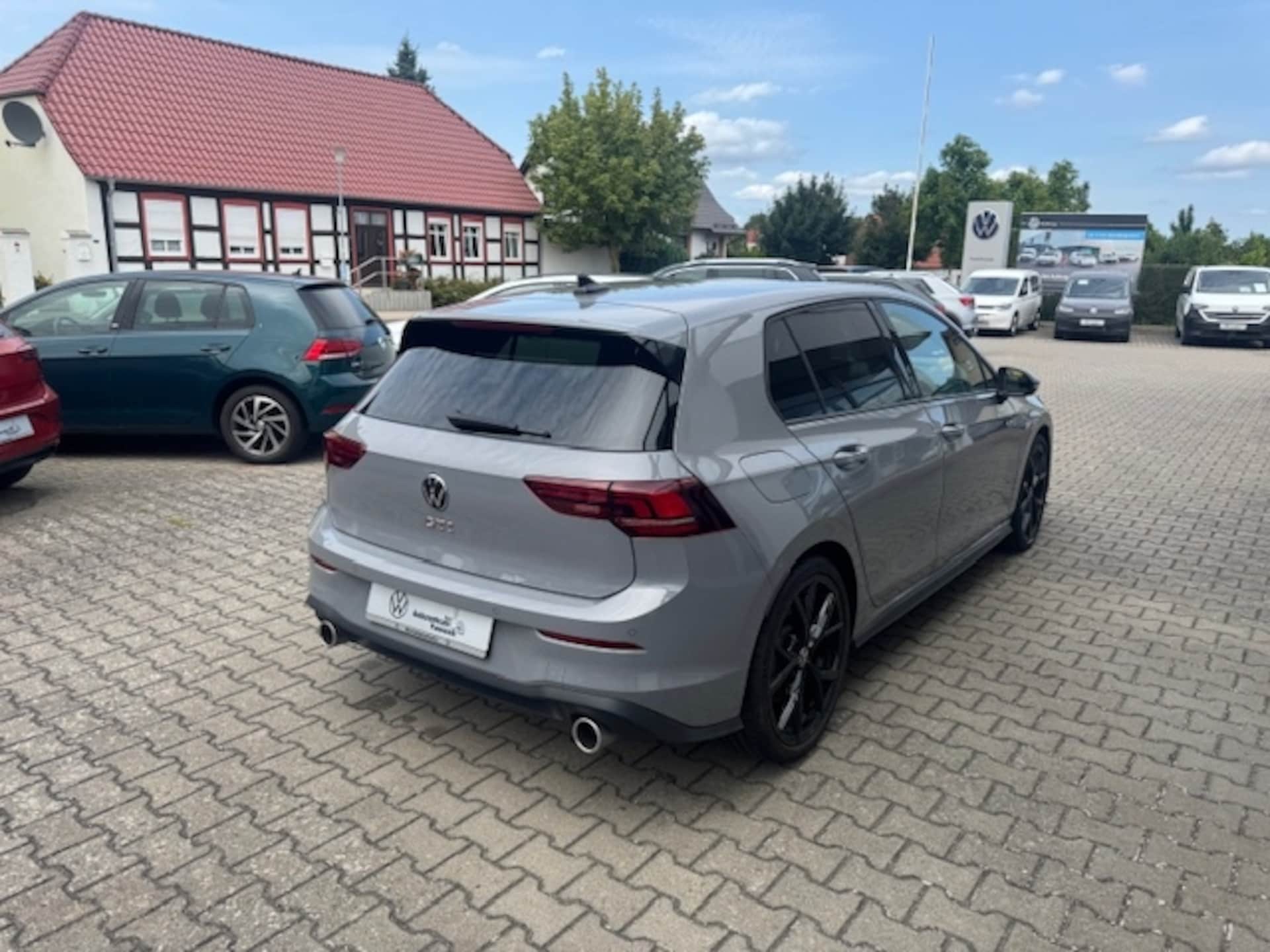 Volkswagen Golf GTI