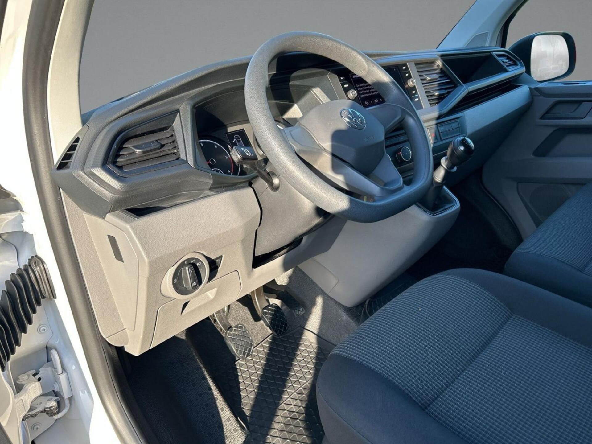 Volkswagen T6.1 Transporter Kasten kurzer Radstand