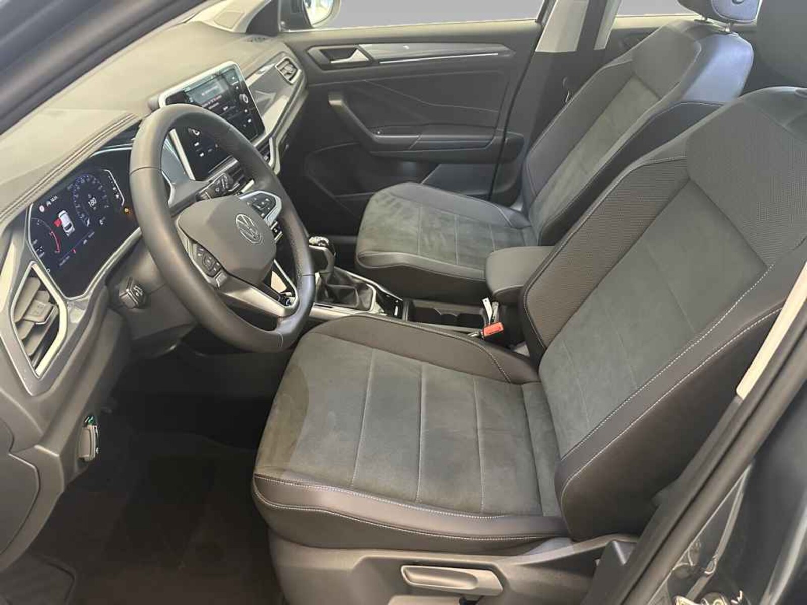 Volkswagen T-Roc – Bild 11