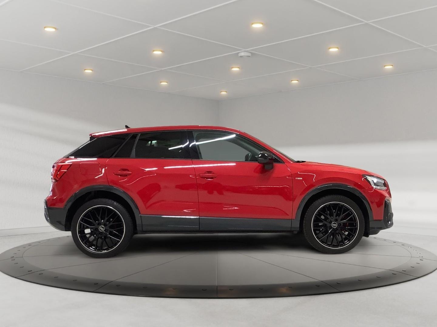 Bild über Audi Q2 S line 40 TFSI quattro S tronic - für weitere Informationen kontaktieren Sie den Audi Partner