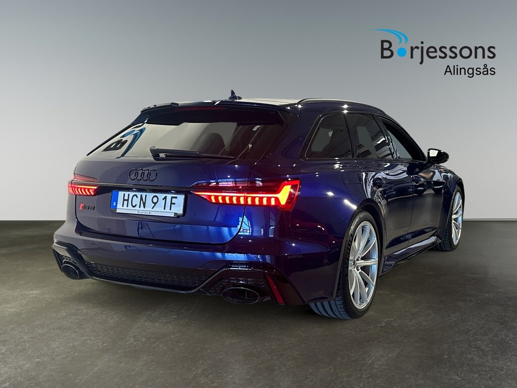 Bild som visar&nbsp;Audi RS 6 Avant&nbsp;RS 6 Avant 600 hk tiptronic - för mer information kontakta din Audi Partner