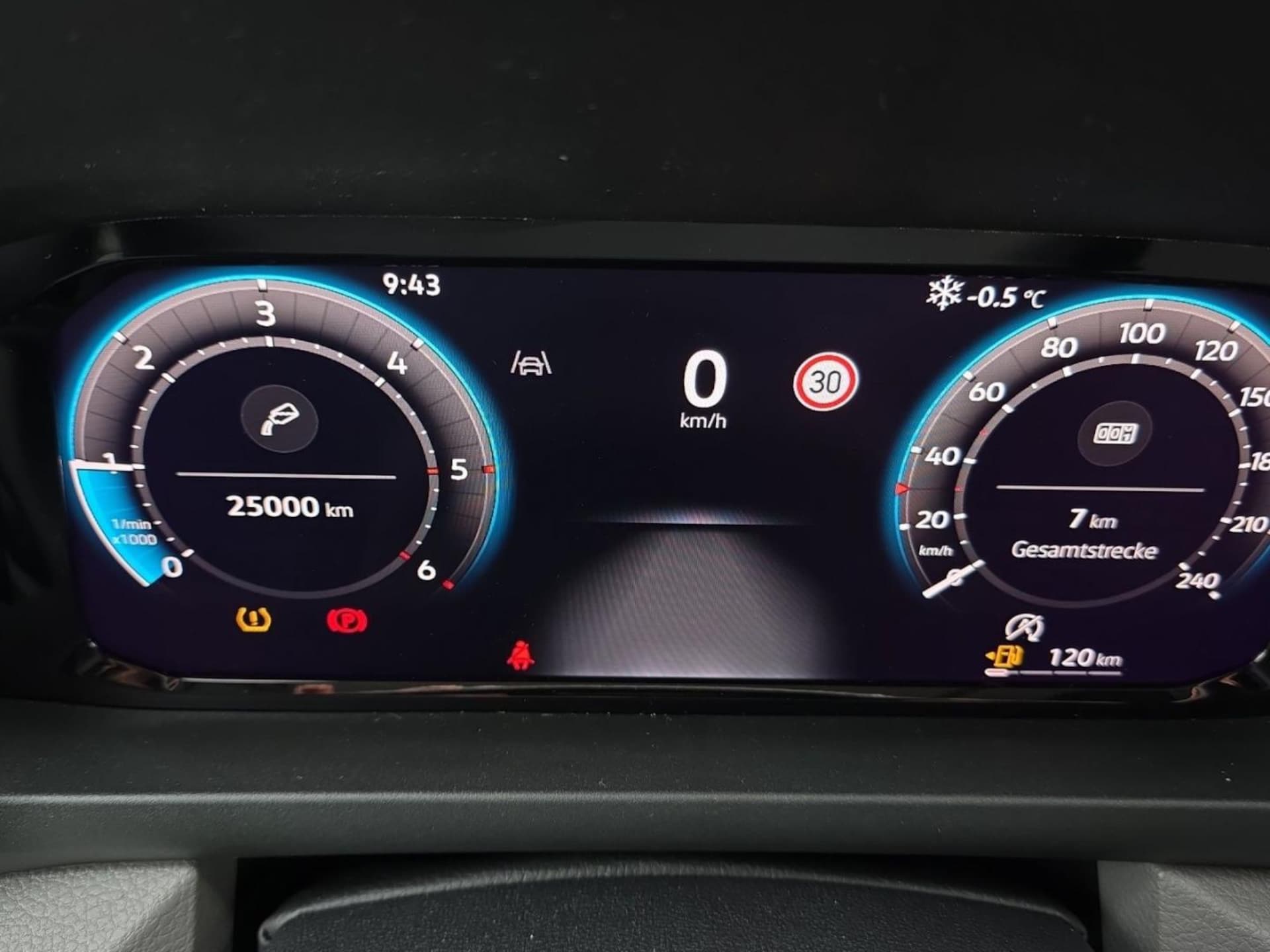 Volkswagen Crafter Kasten langer Radstand