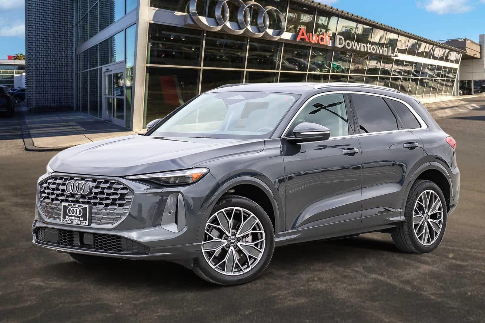 2025 Audi Q5 40 Premium Plus's photo