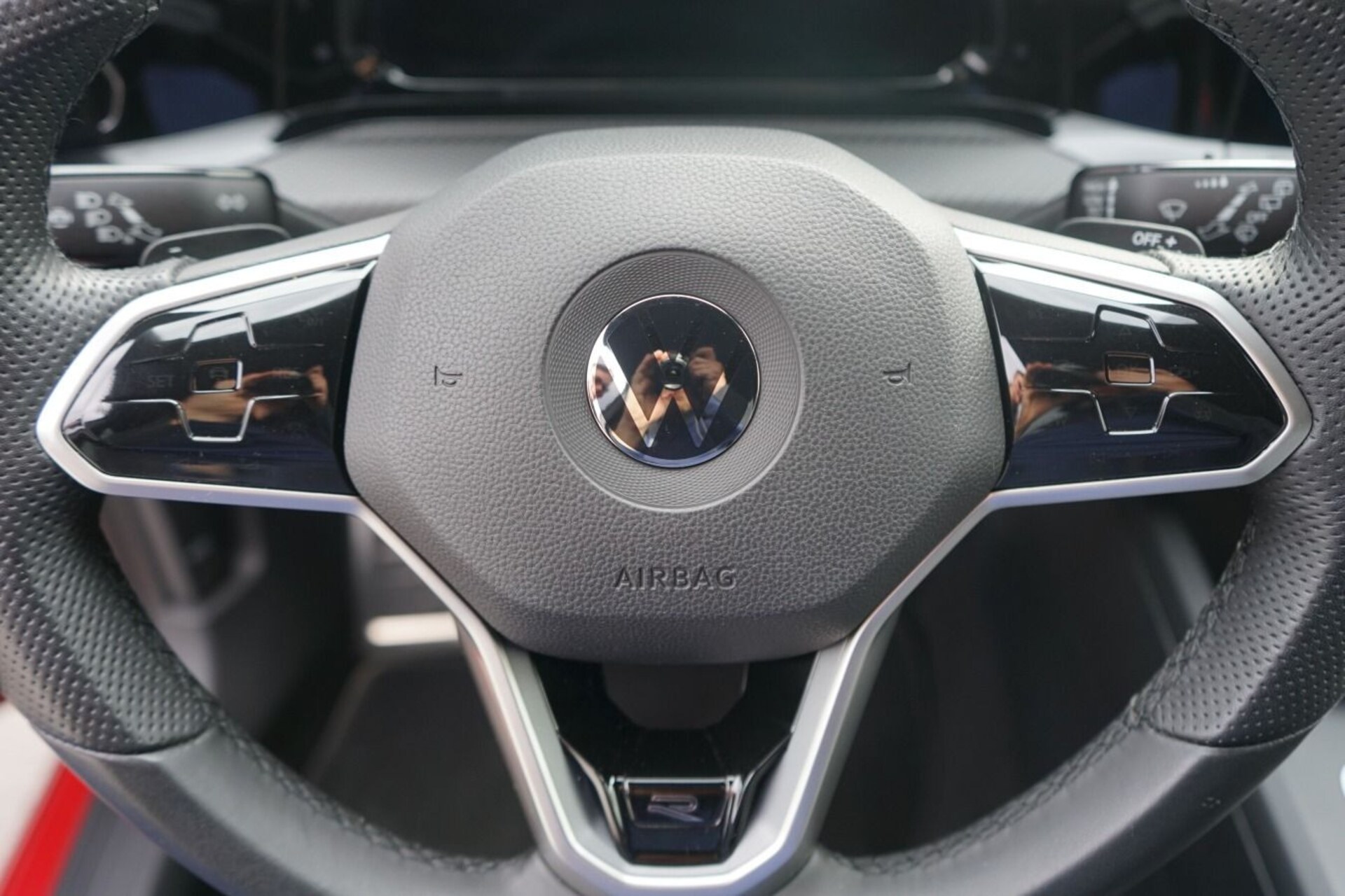 Volkswagen Golf Variant R-Line