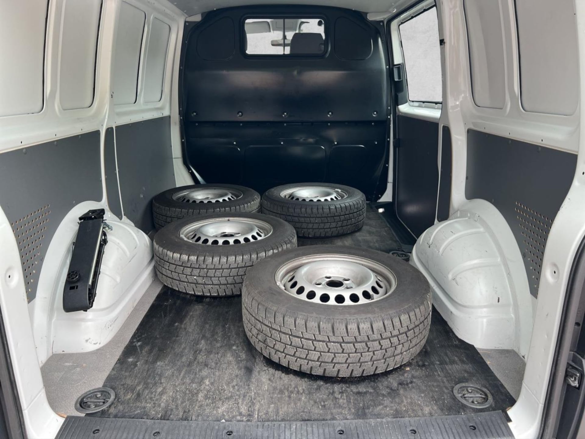 Volkswagen T6.1 Transporter Kasten kurzer Radstand