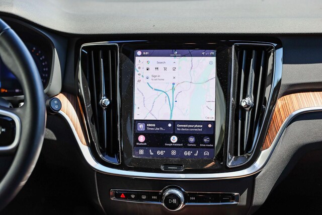 2025 Volvo V60 Cross Country 15