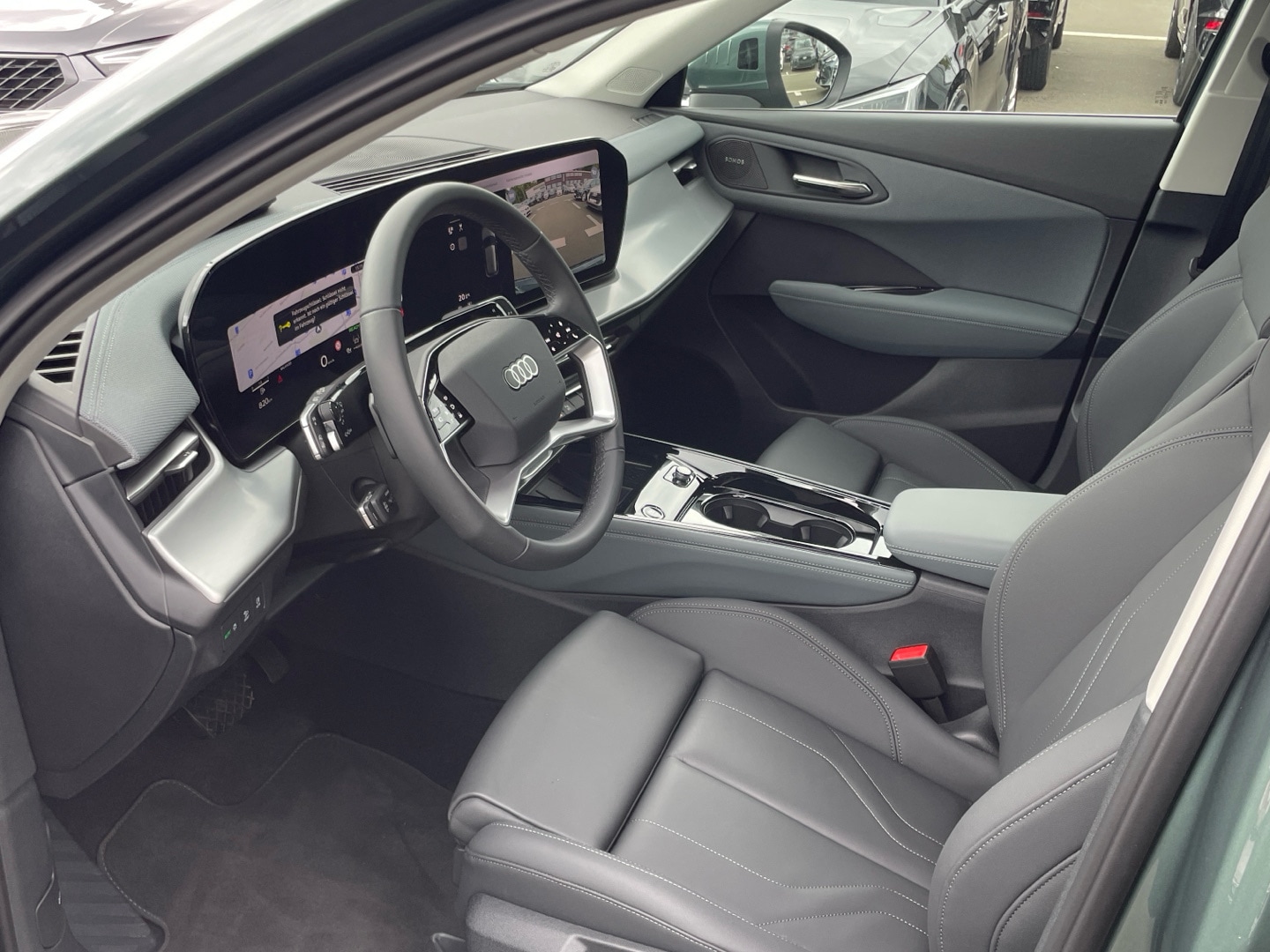 Bild über Audi Q3 SUV TDI 110 kW S tronic - für weitere Informationen kontaktieren Sie den Audi Partner