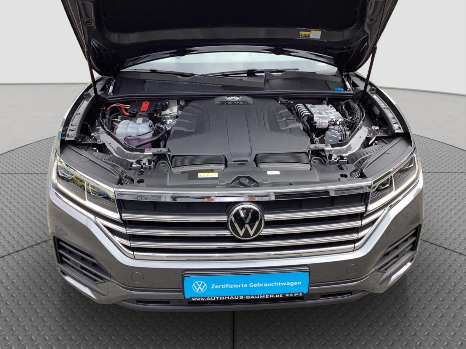 Volkswagen Touareg Basis-Modell